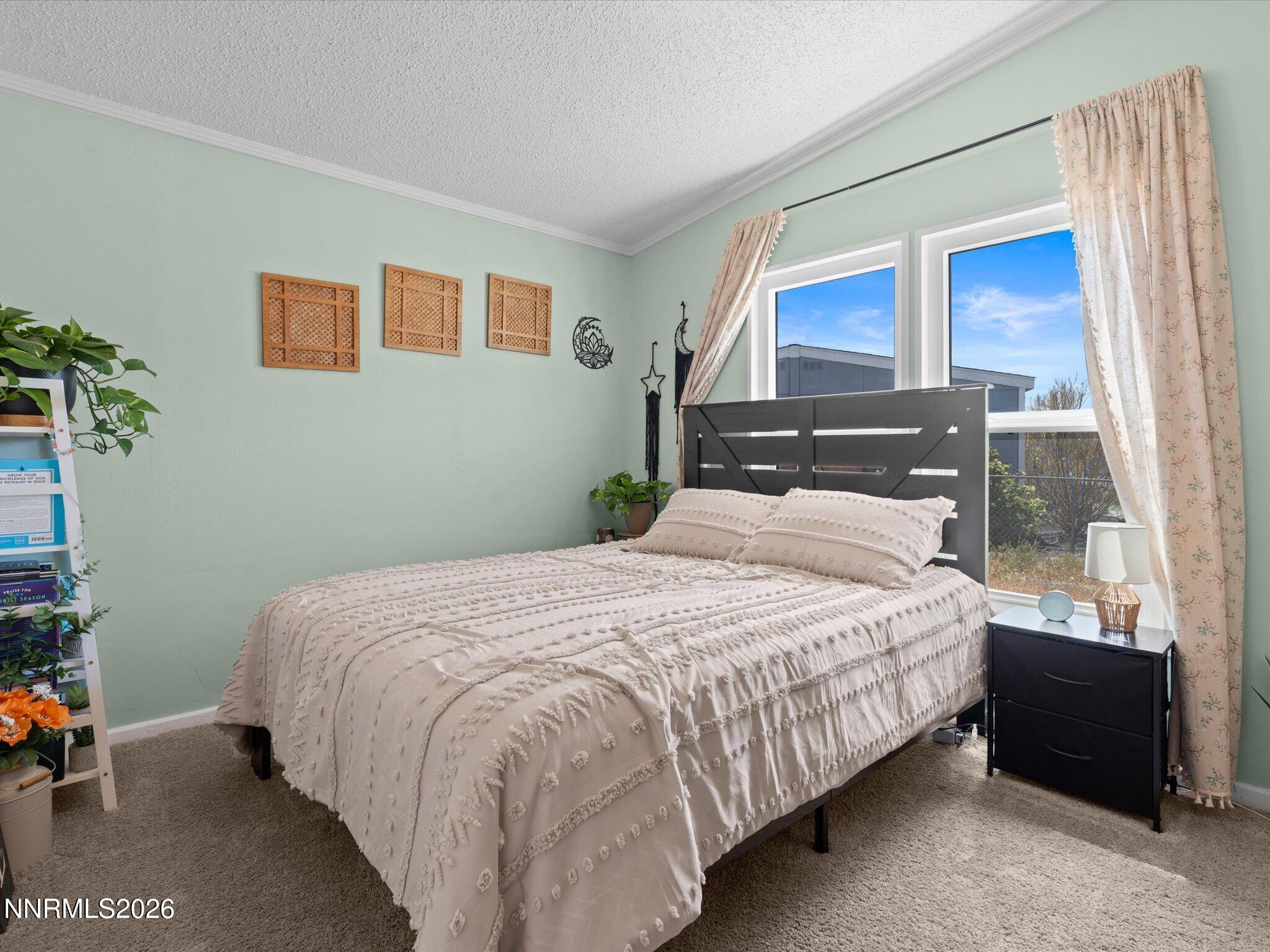 95 Rose Peak Road