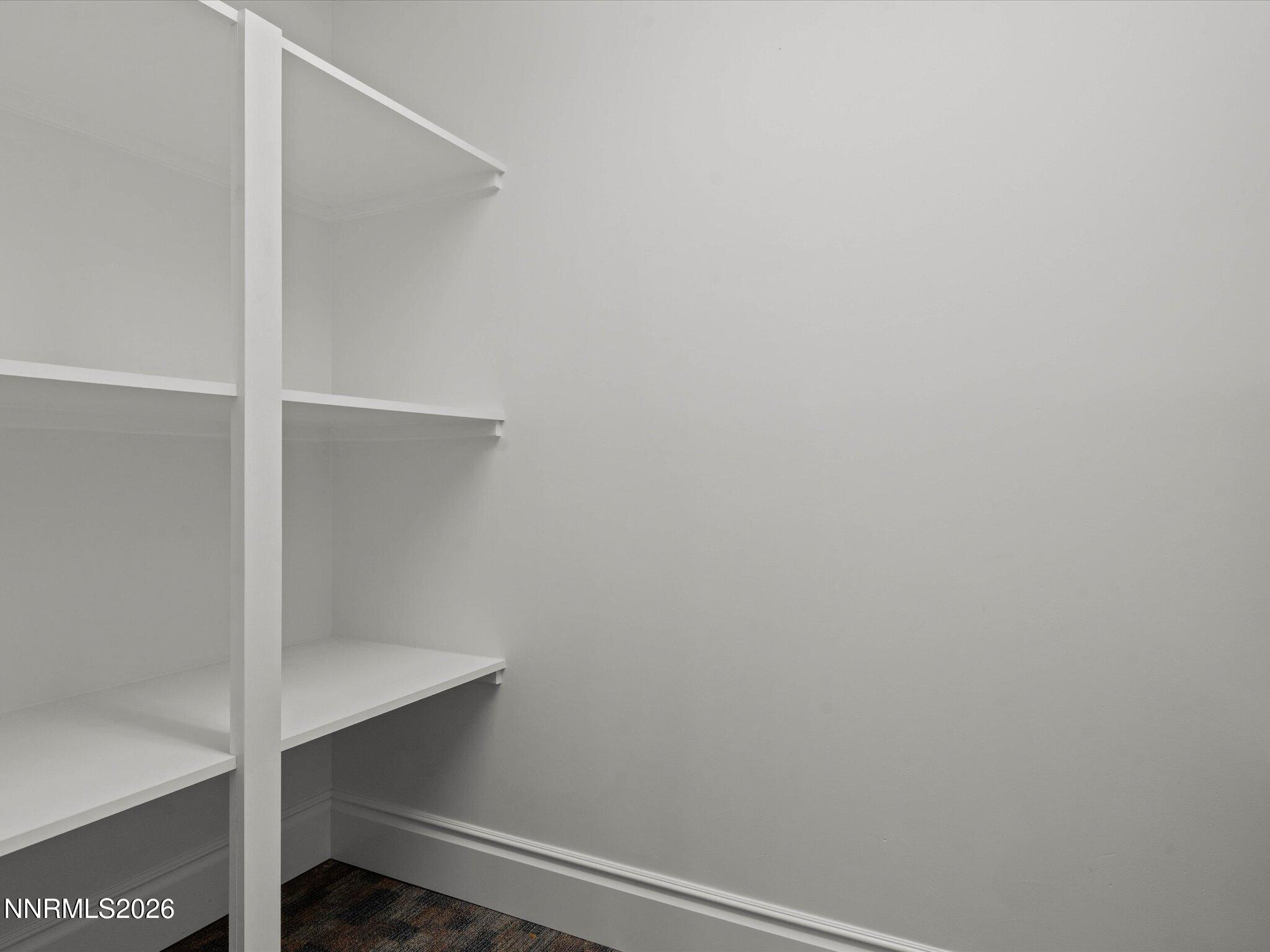 441 W Plumb Lane