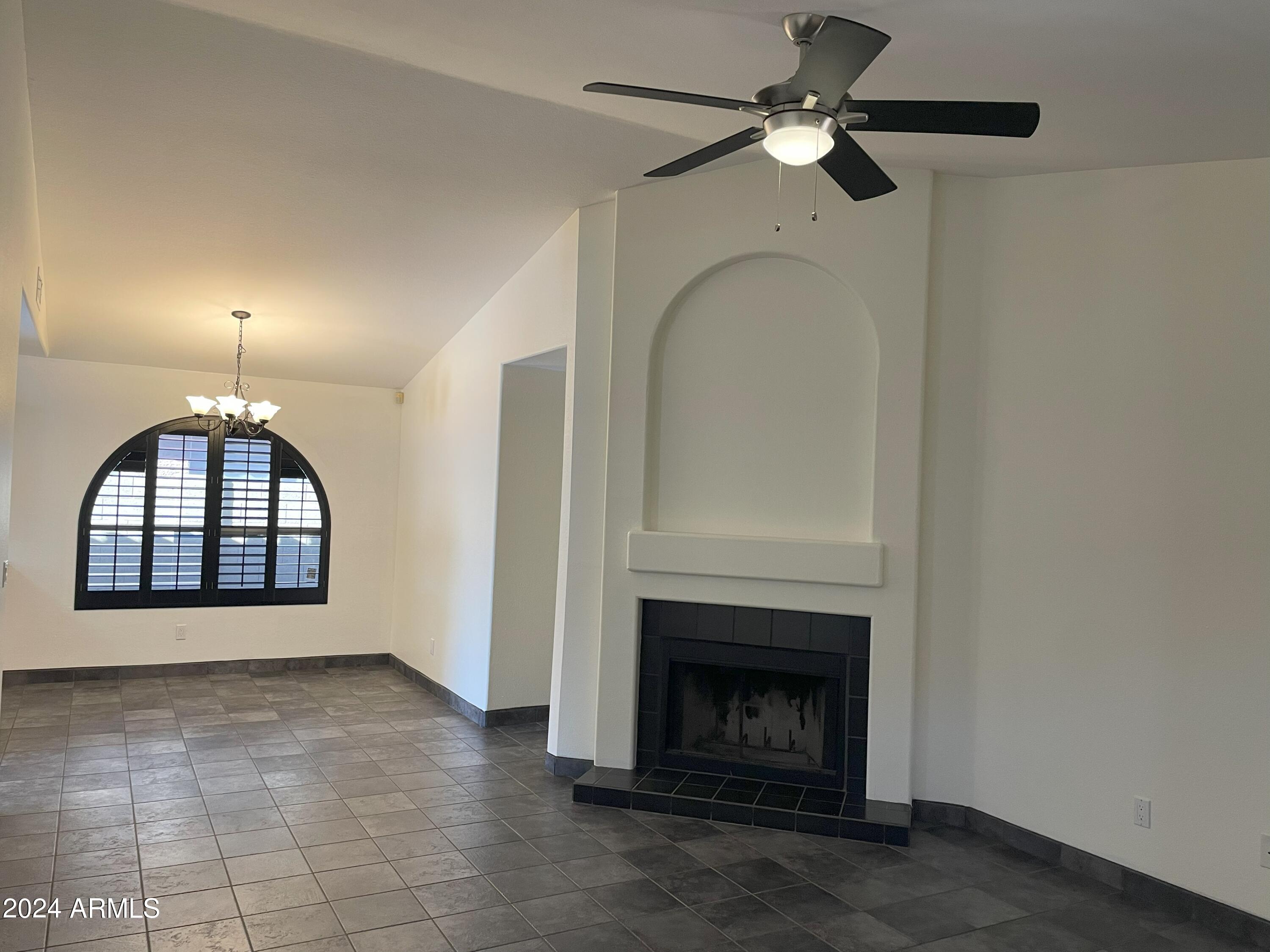 3450 W GOLDEN Lane