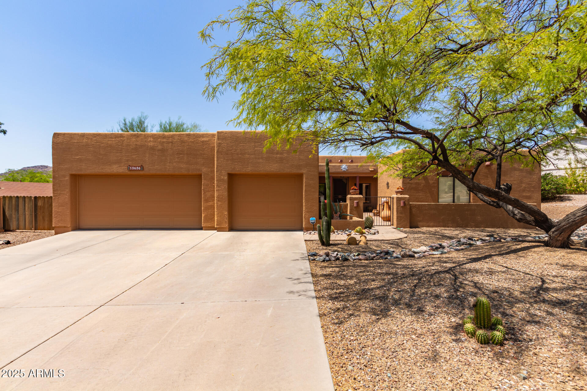 15656 N EAGLES NEST Drive, Fountain Hills