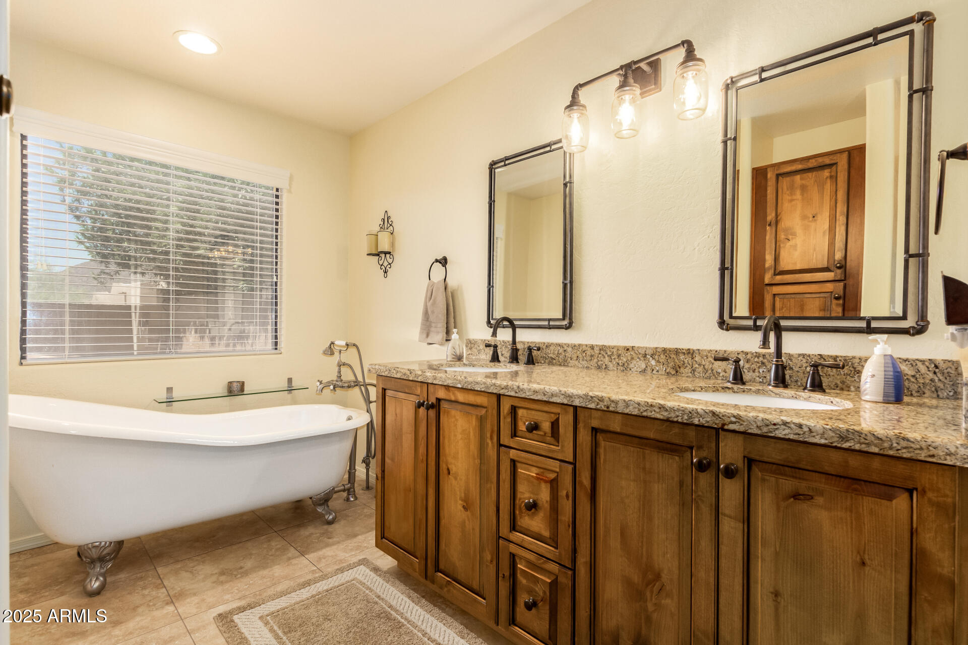 15656 N EAGLES NEST Drive, Fountain Hills