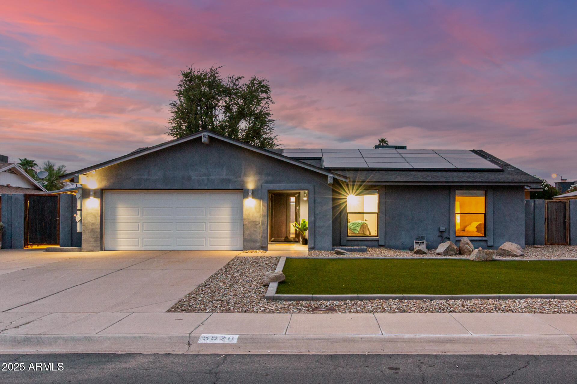 5920 E GELDING Drive