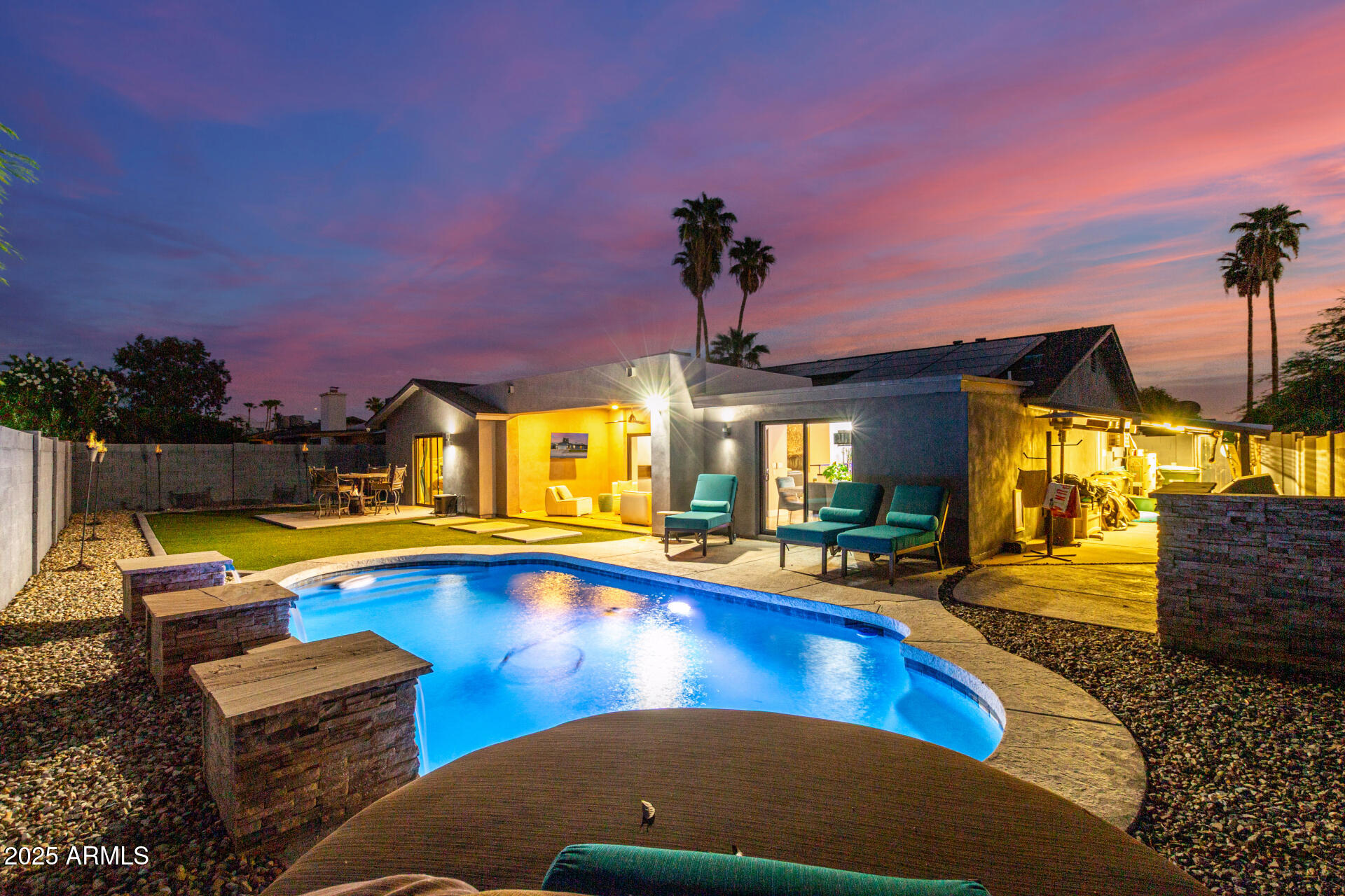 5920 E GELDING Drive