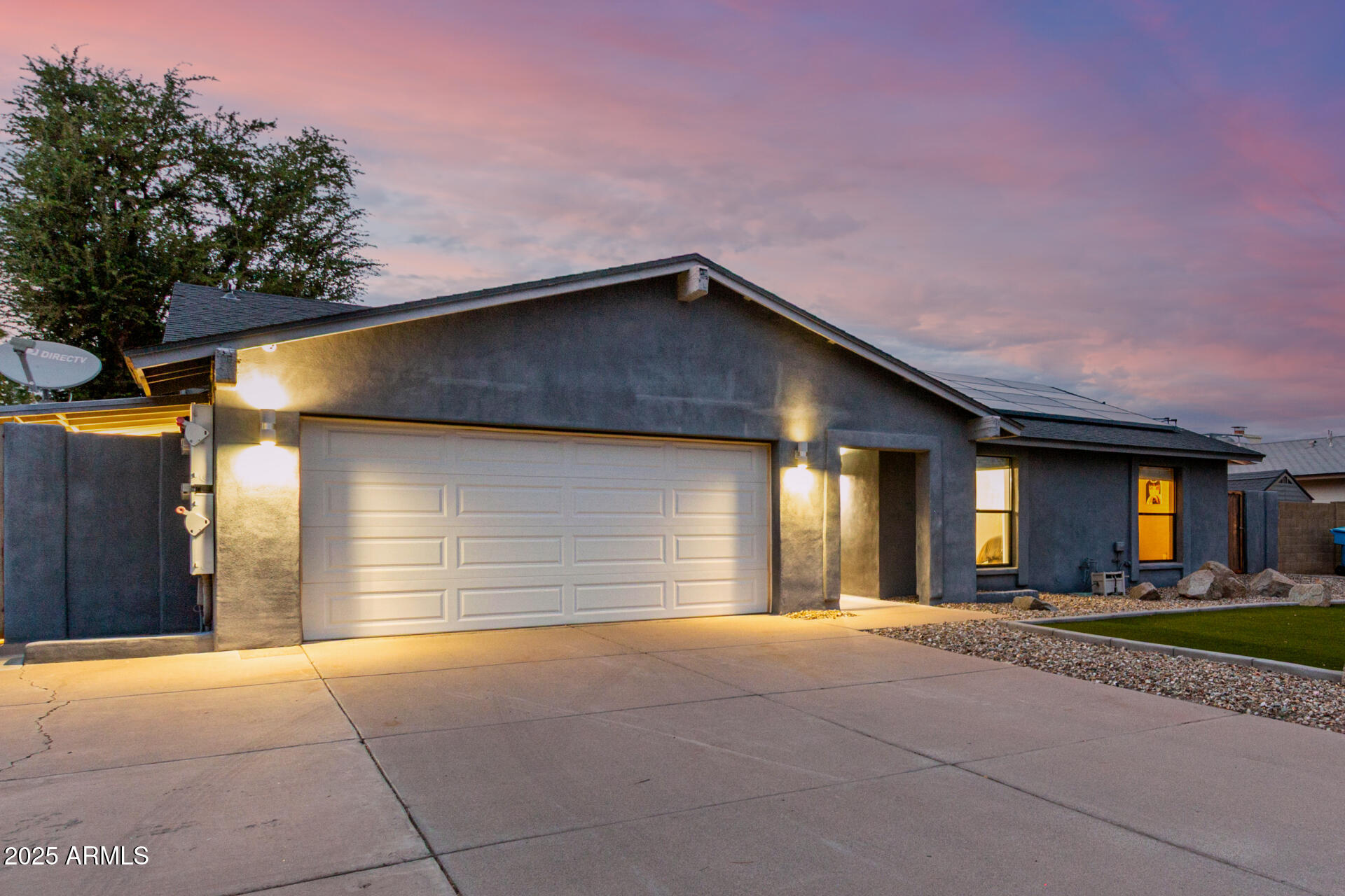 5920 E GELDING Drive