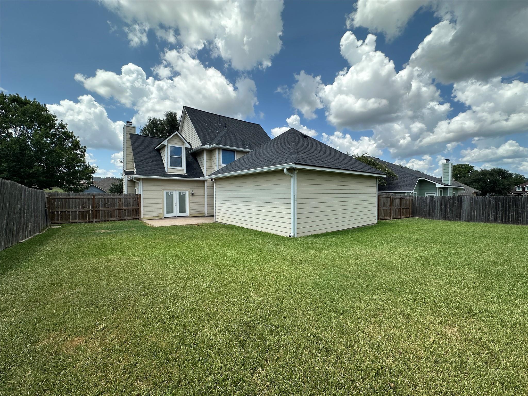 2204 Springwood Dr