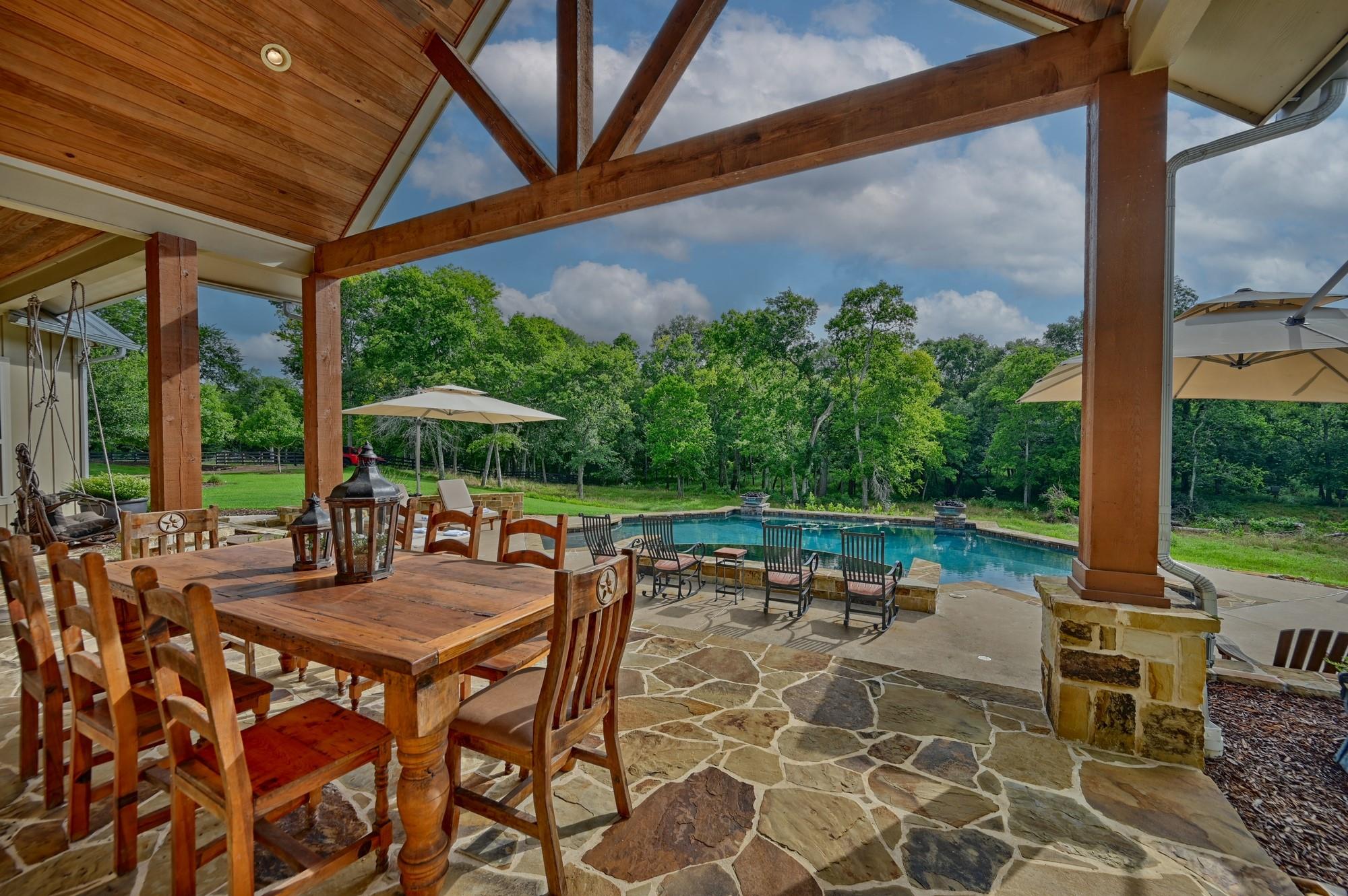 39577 Mesquite Dr