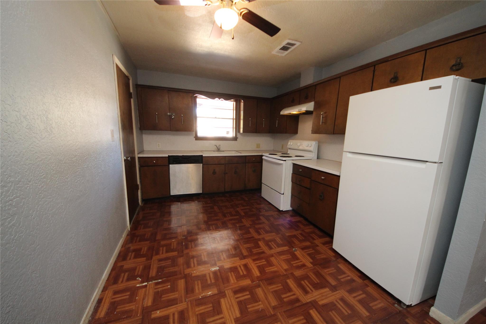 1211 W Jefferson Street