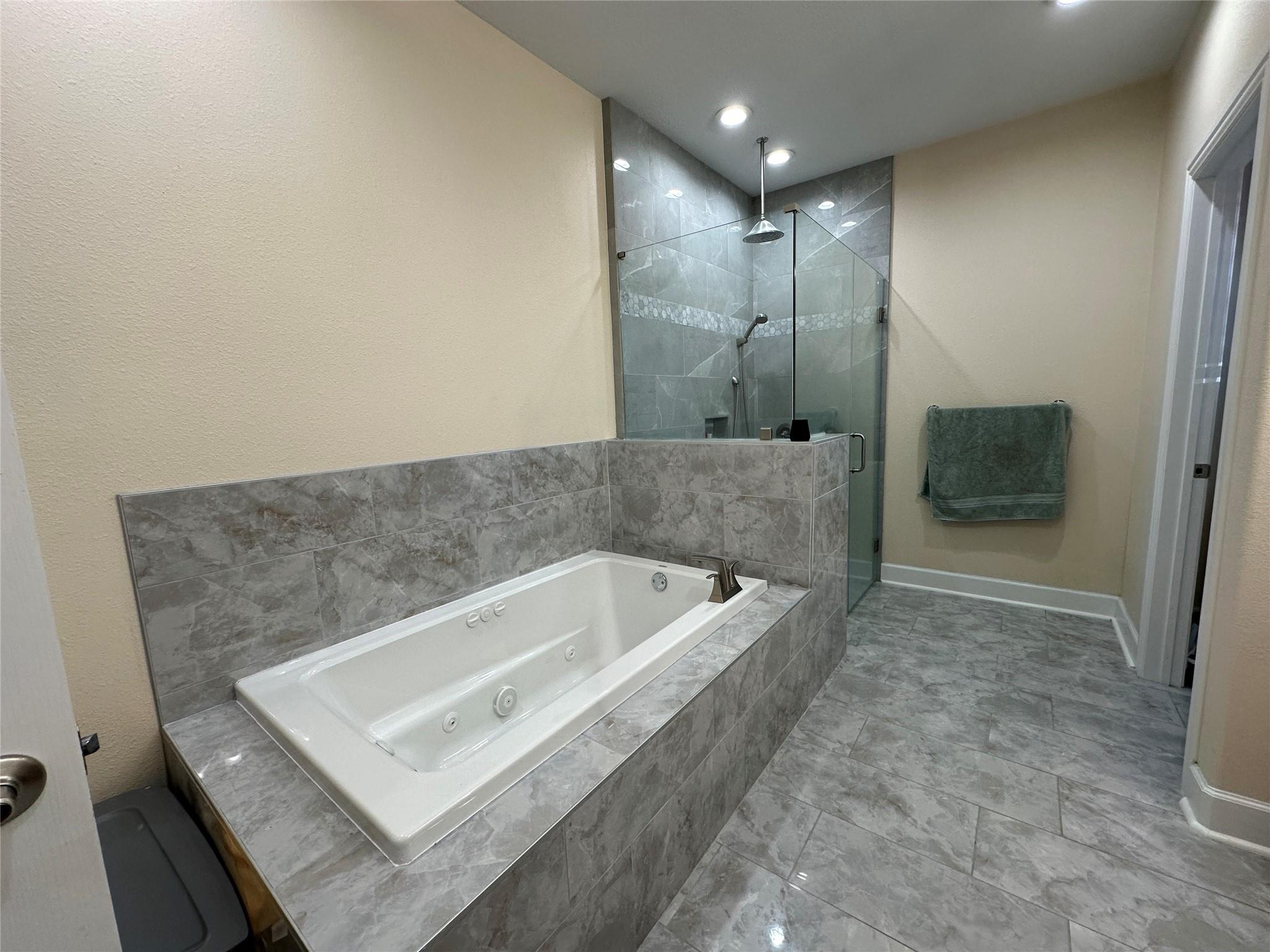 4334 Maass Road, Burton