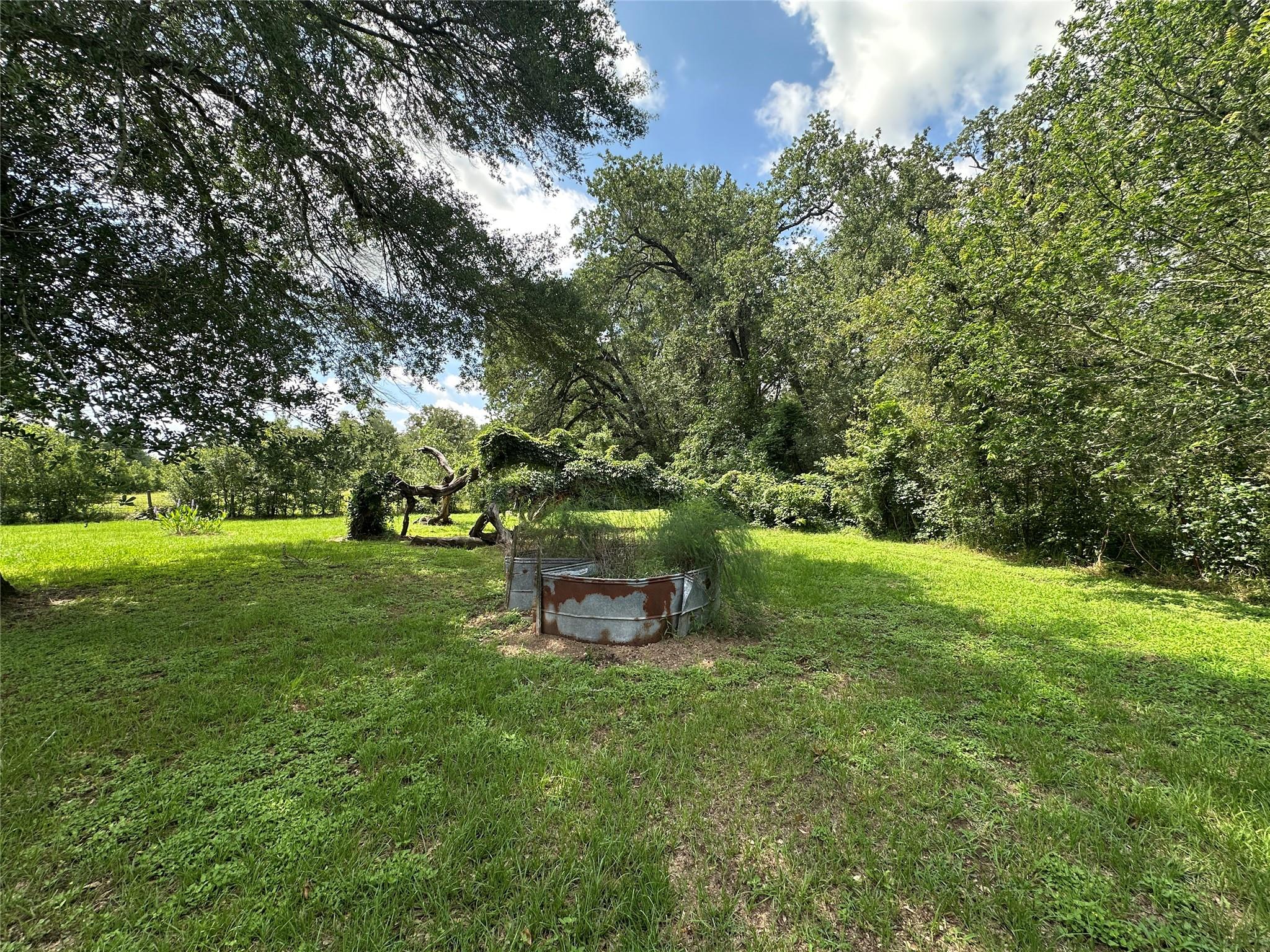 18493 Fm 1155 Rd E