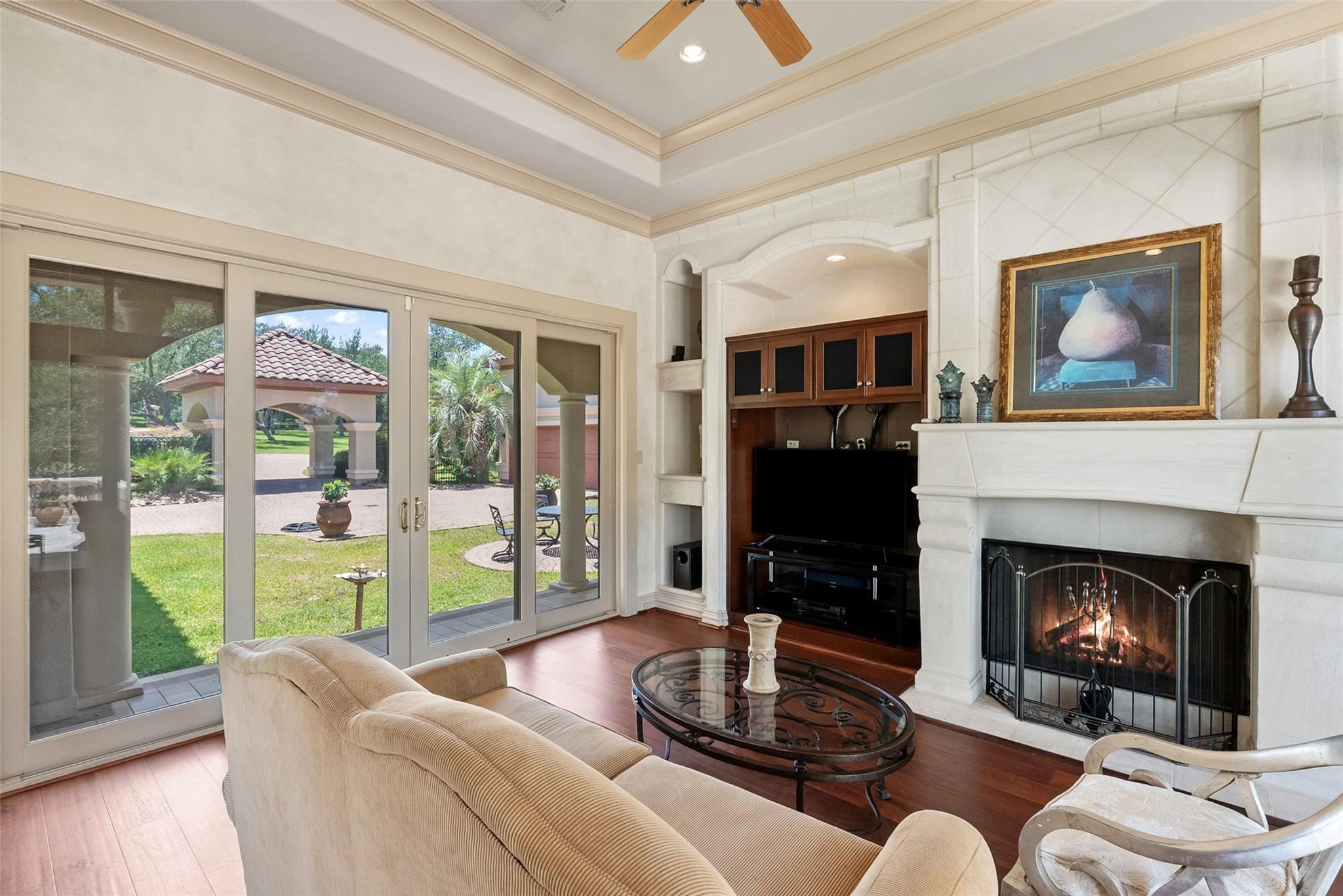 2901 Cliff PT