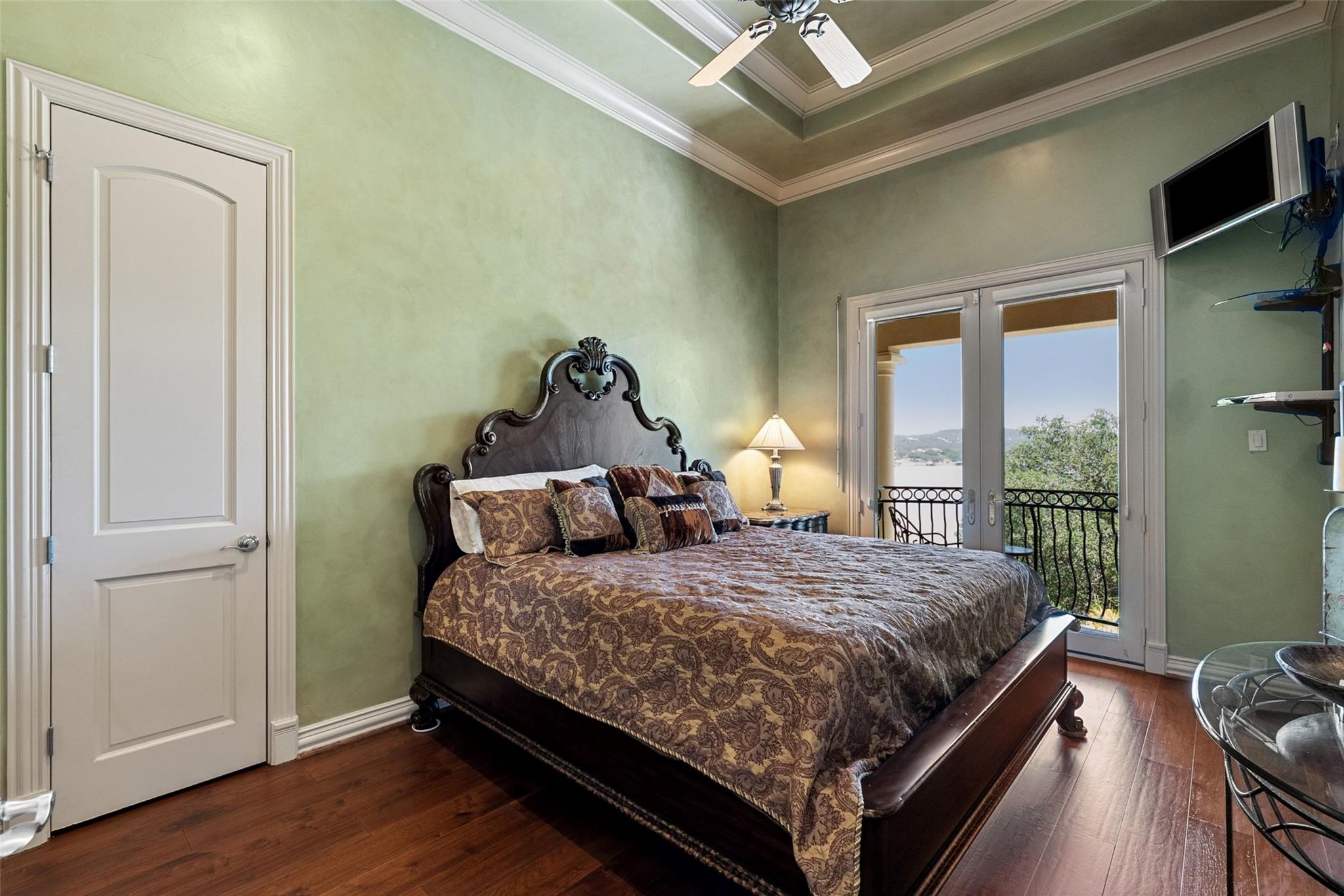 2901 Cliff PT