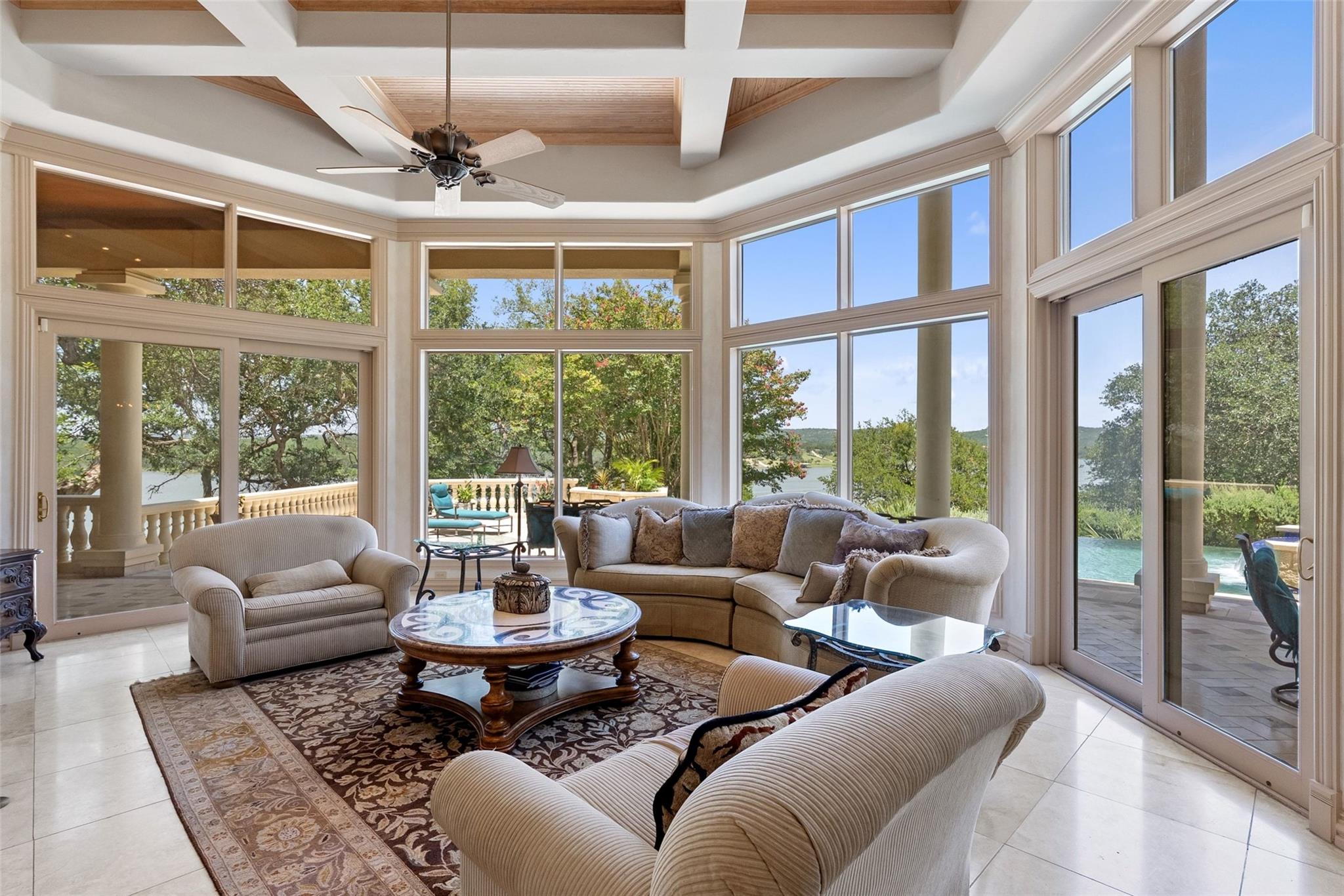 2901 Cliff PT