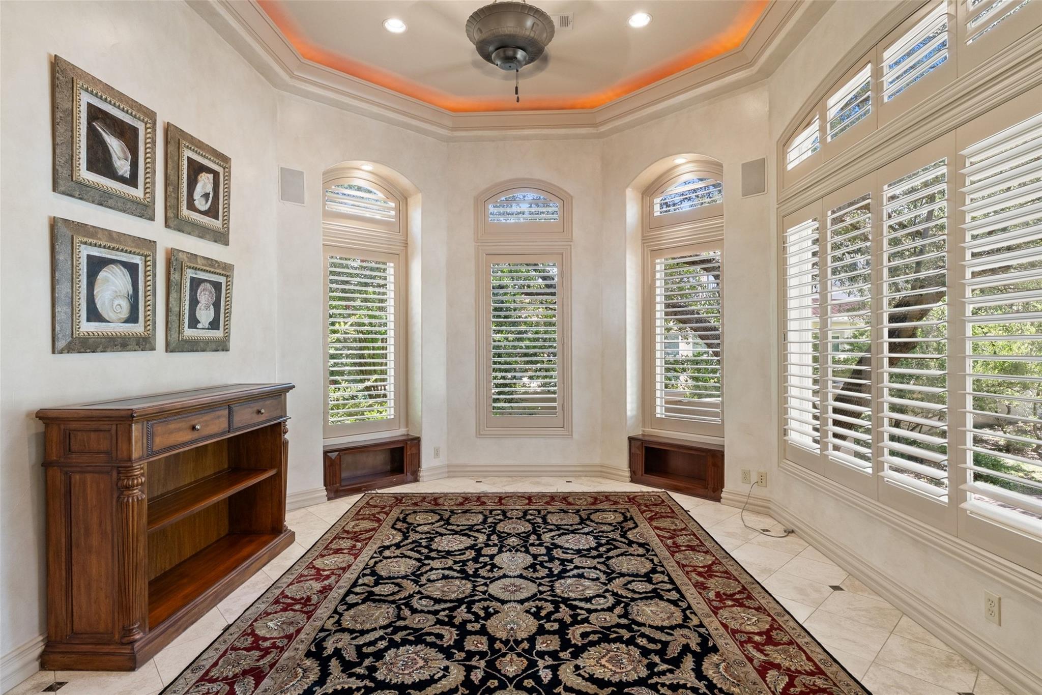 2901 Cliff PT