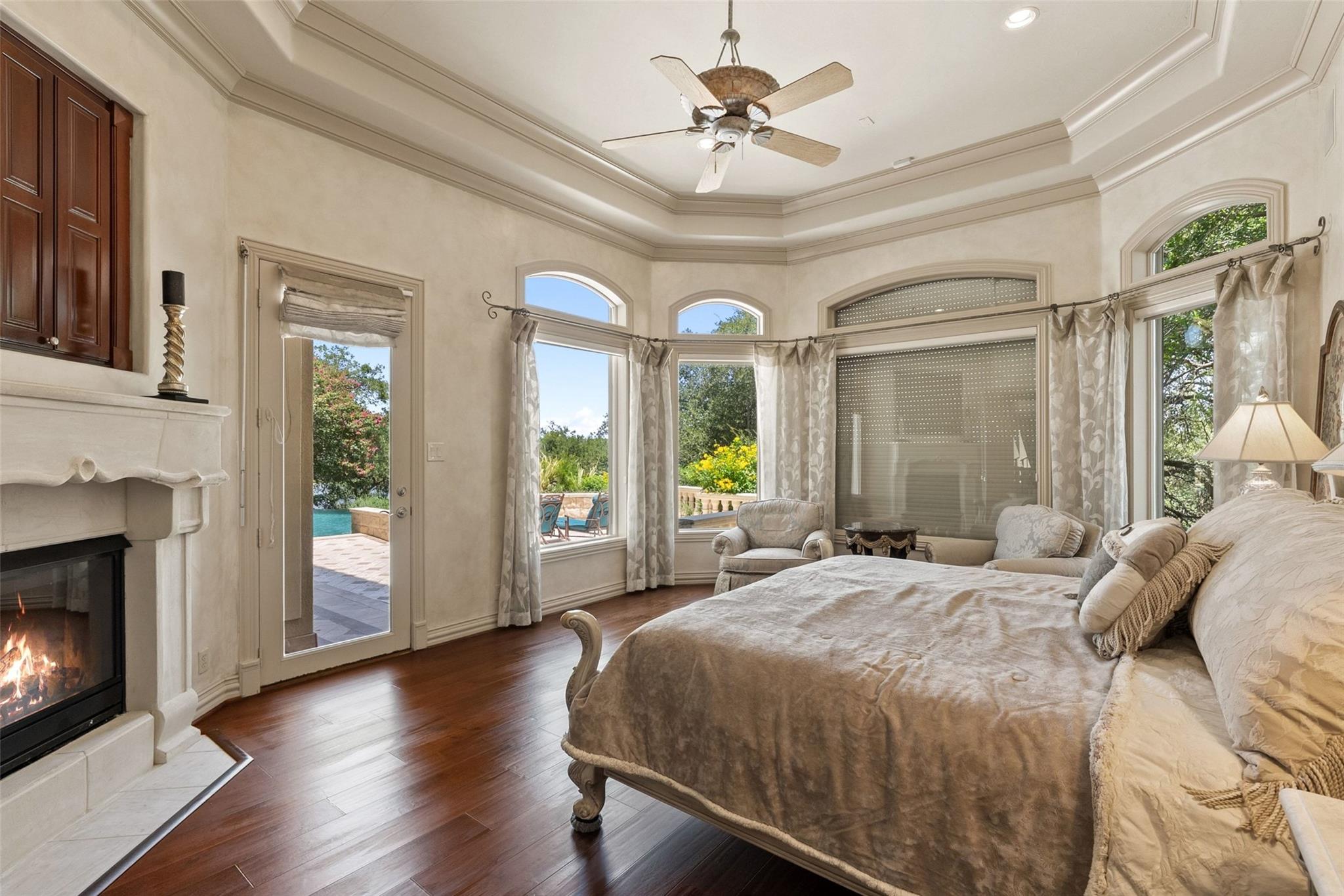2901 Cliff PT