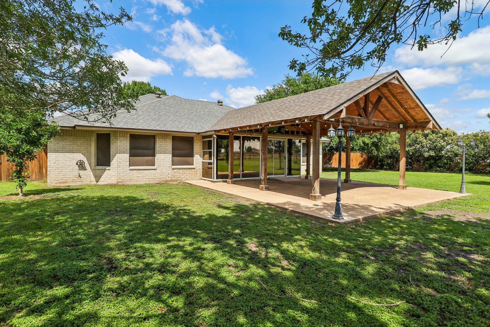1022 Barbarosa RD