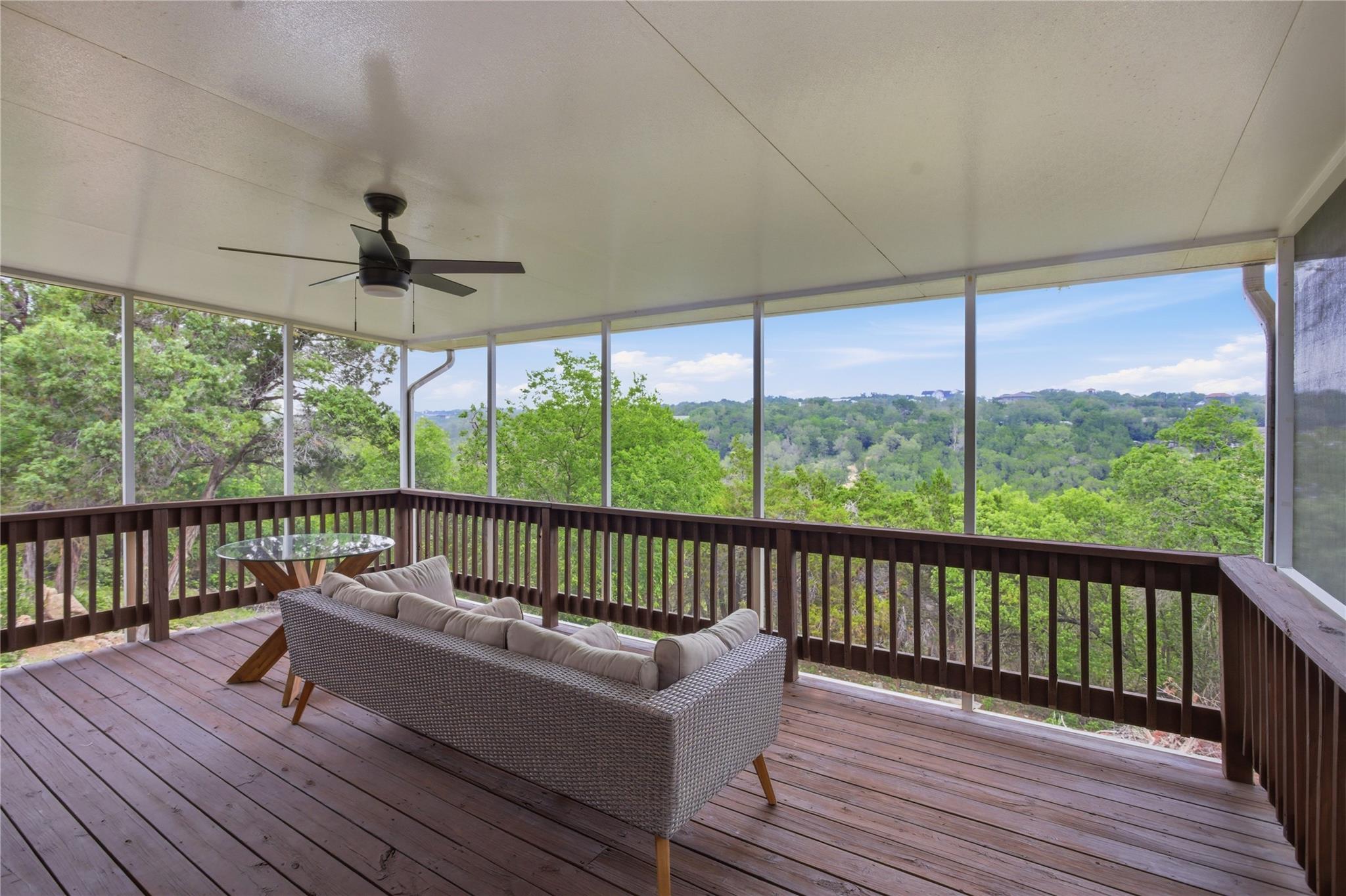 15200 Storm DR