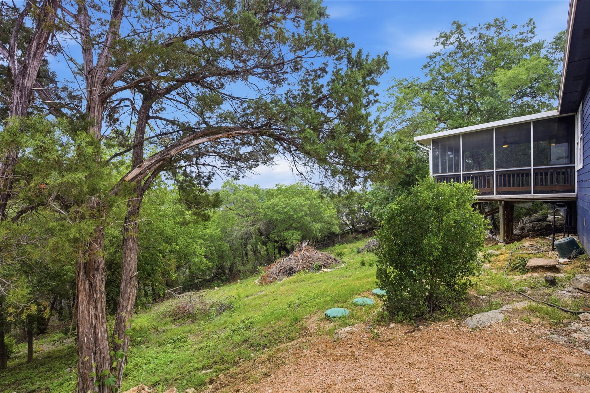 15200 Storm DR