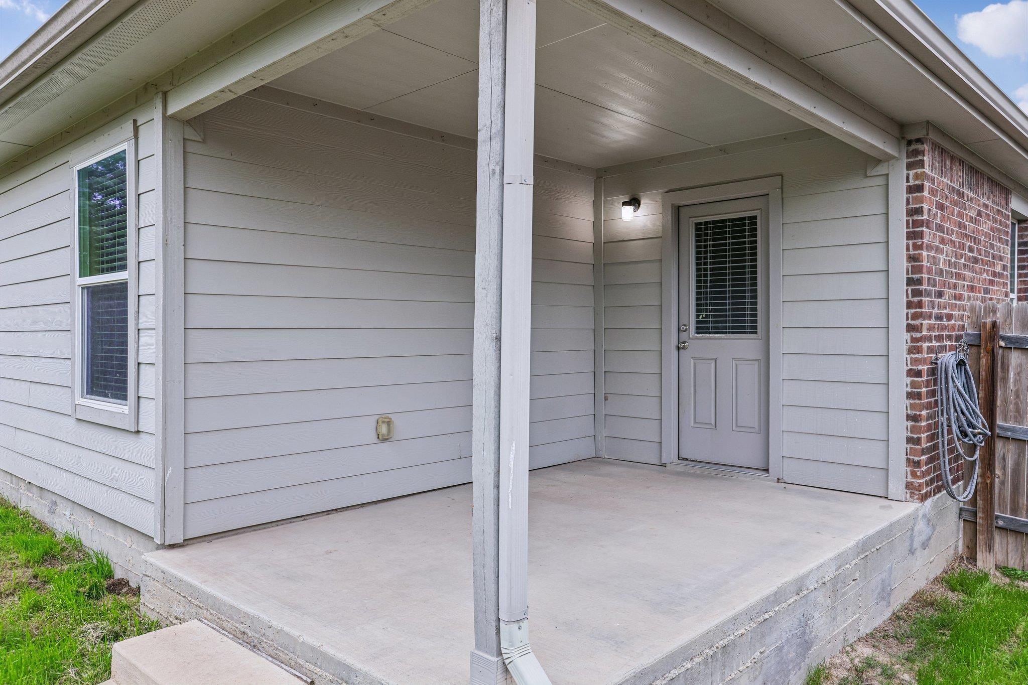 10604 Menominee Falls LN