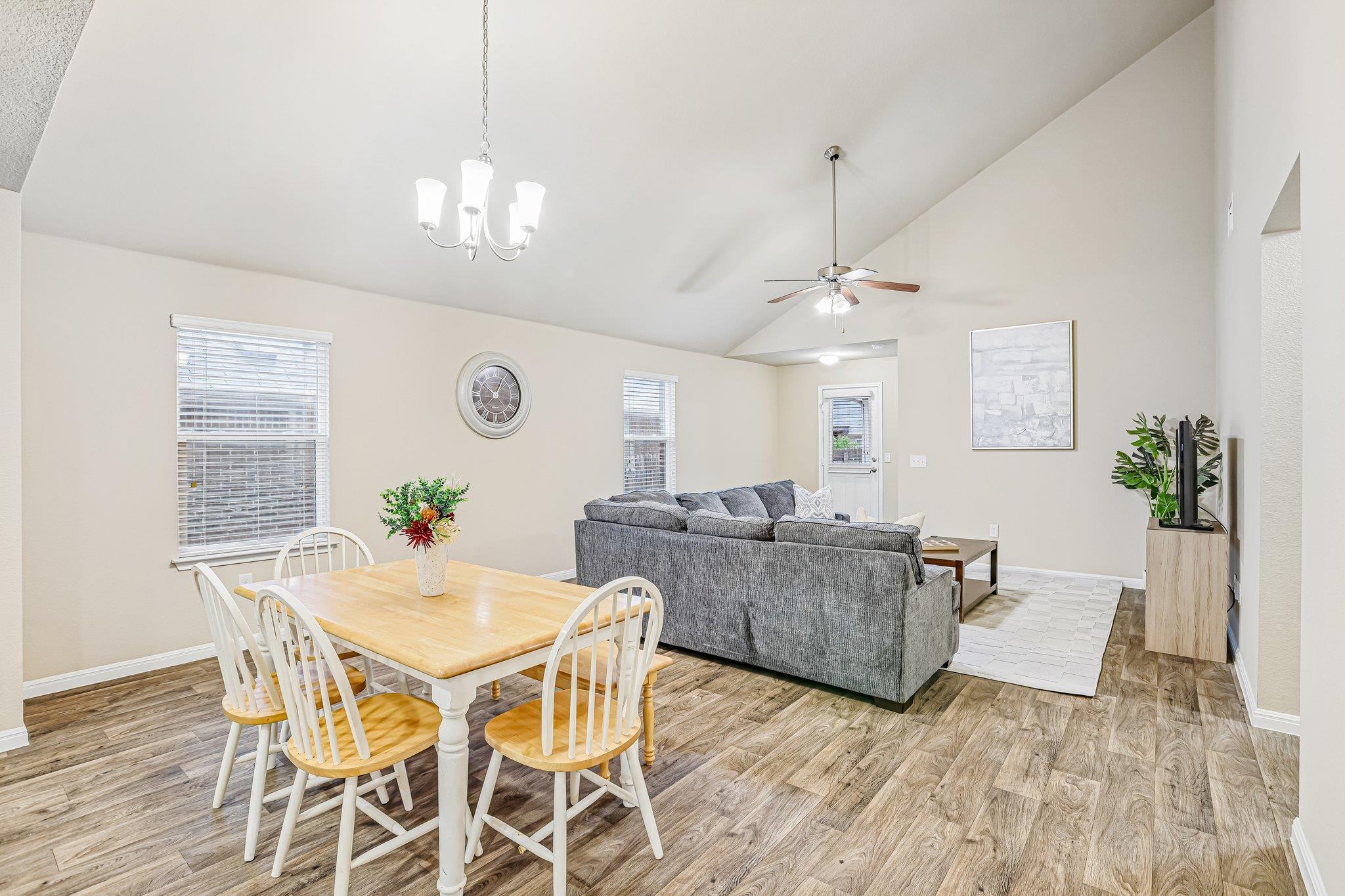 10604 Menominee Falls LN