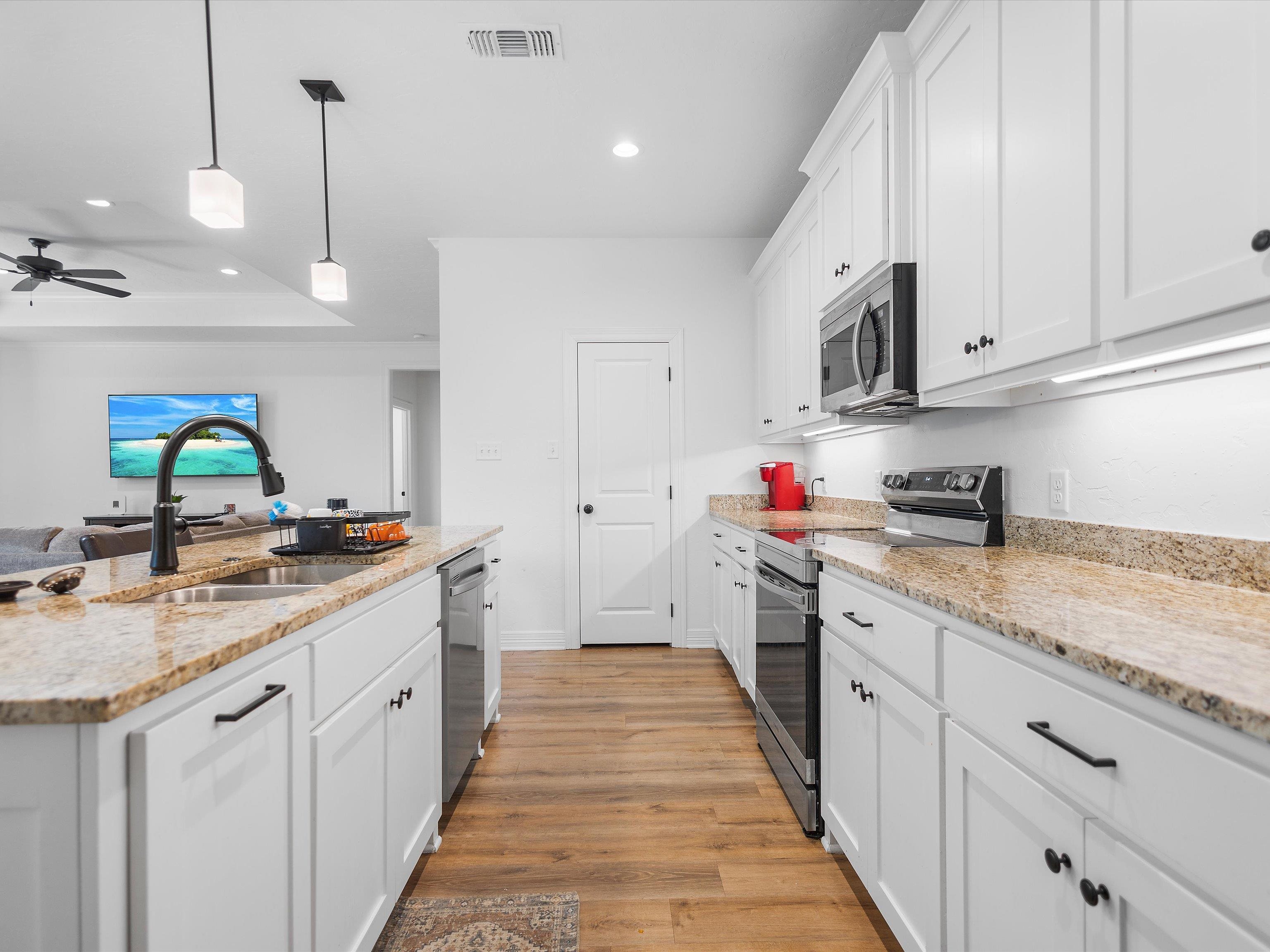 237 Oak Valley