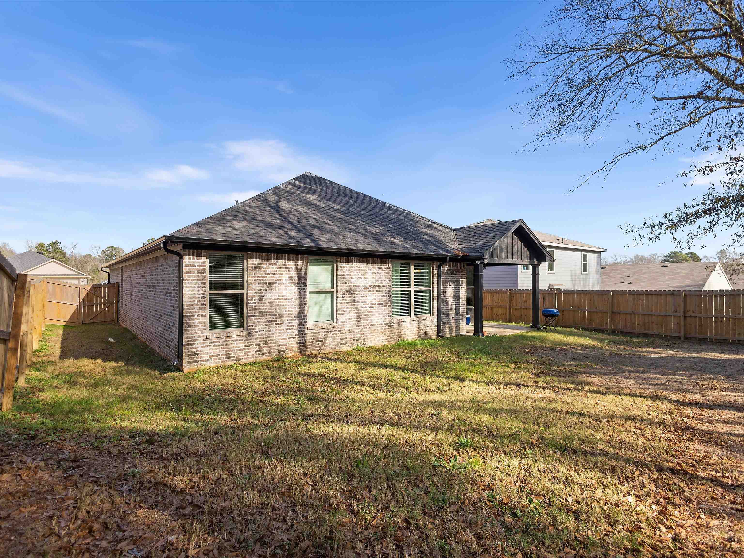 237 Oak Valley