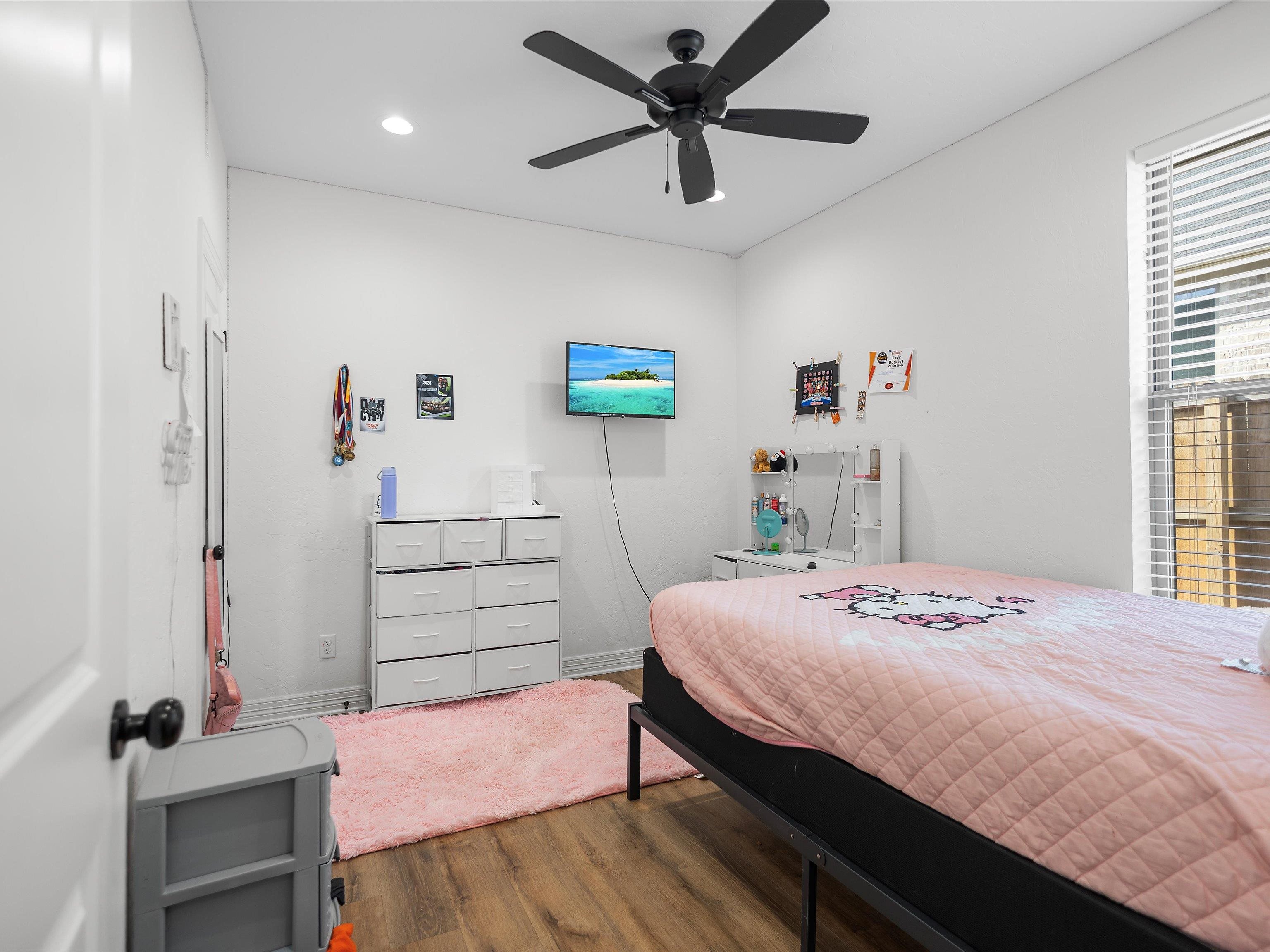 237 Oak Valley