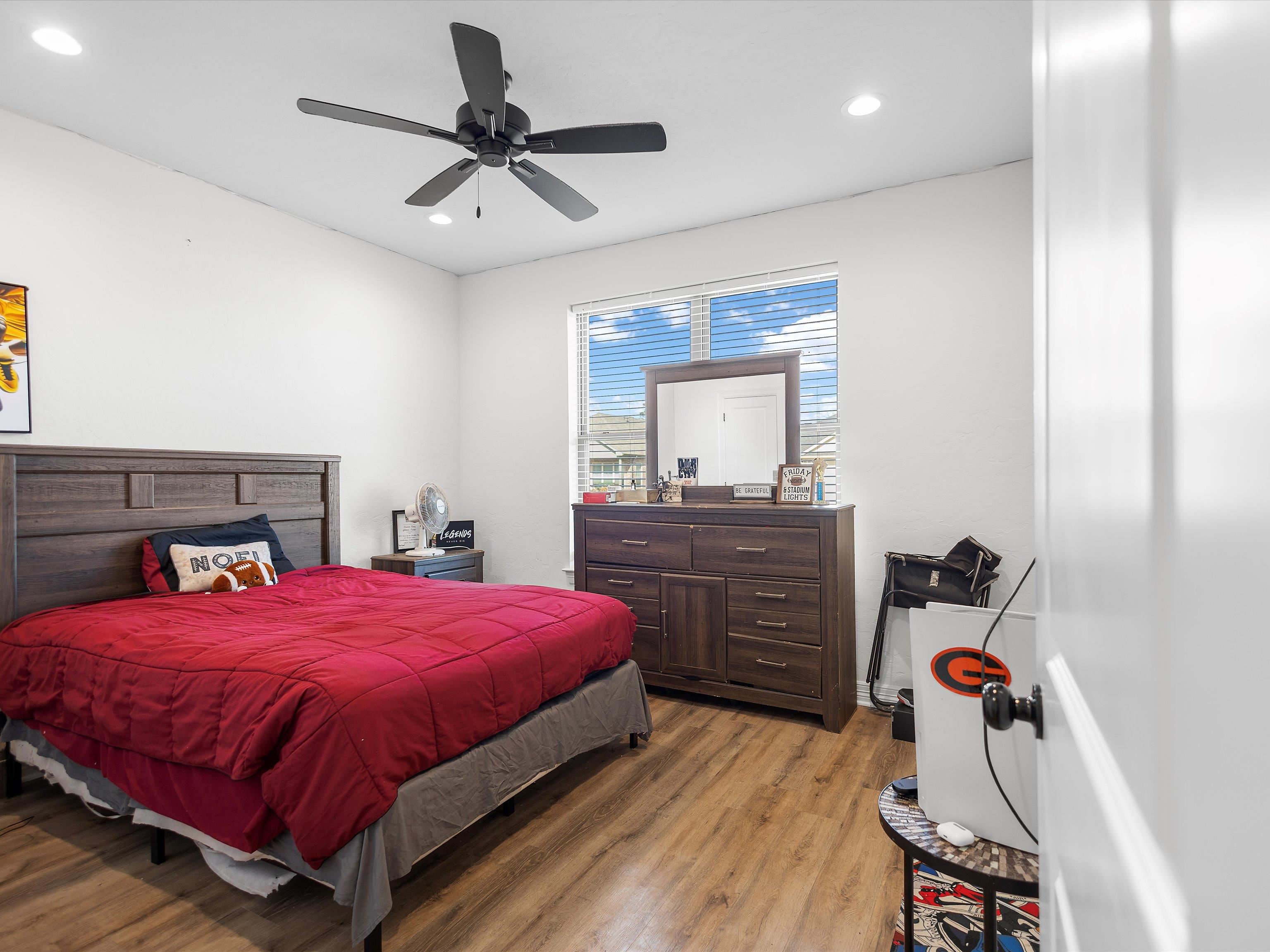 237 Oak Valley