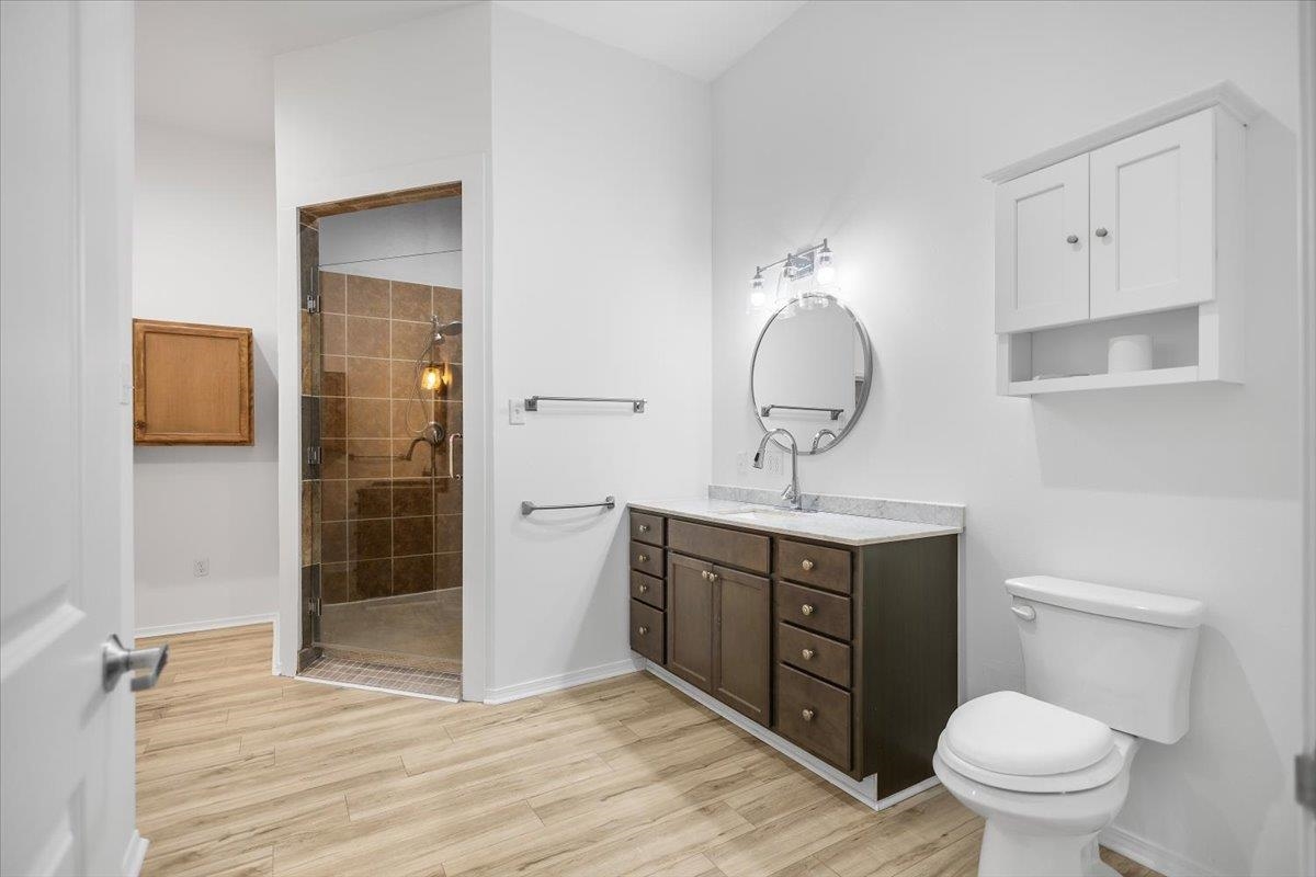 6990 Pin Oak