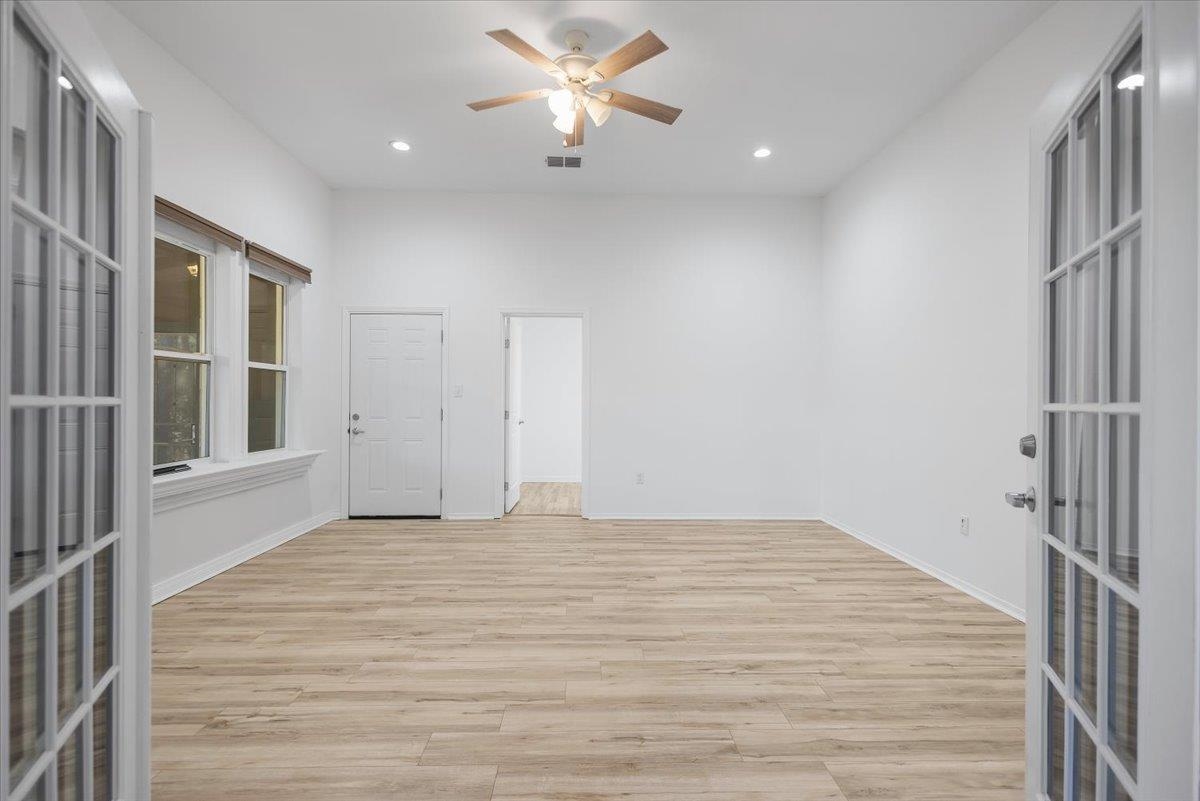 6990 Pin Oak