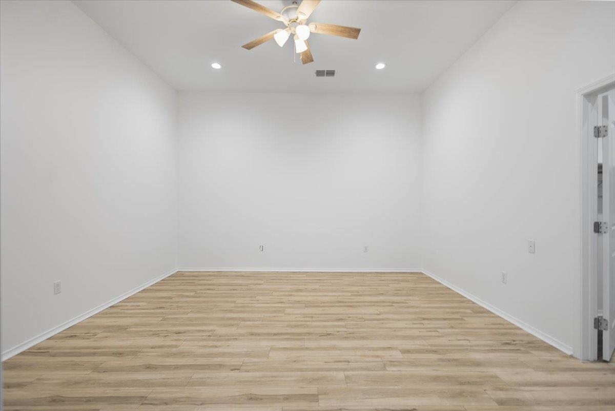 6990 Pin Oak