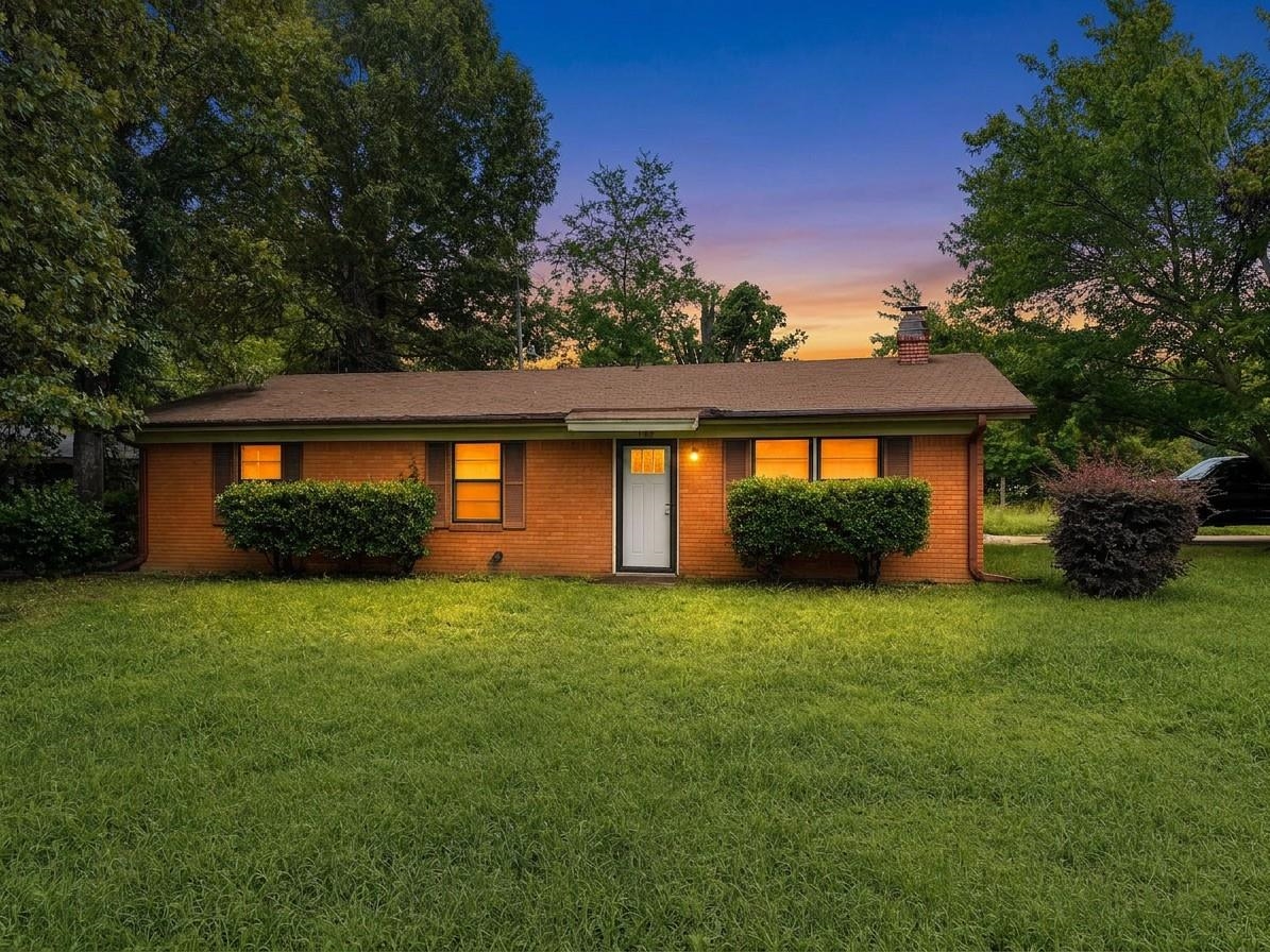 115 Crestwood