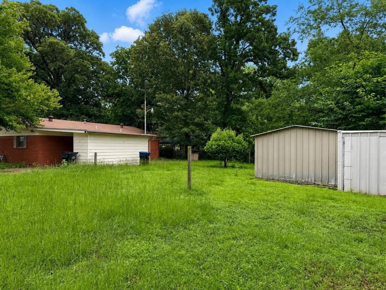 115 Crestwood
