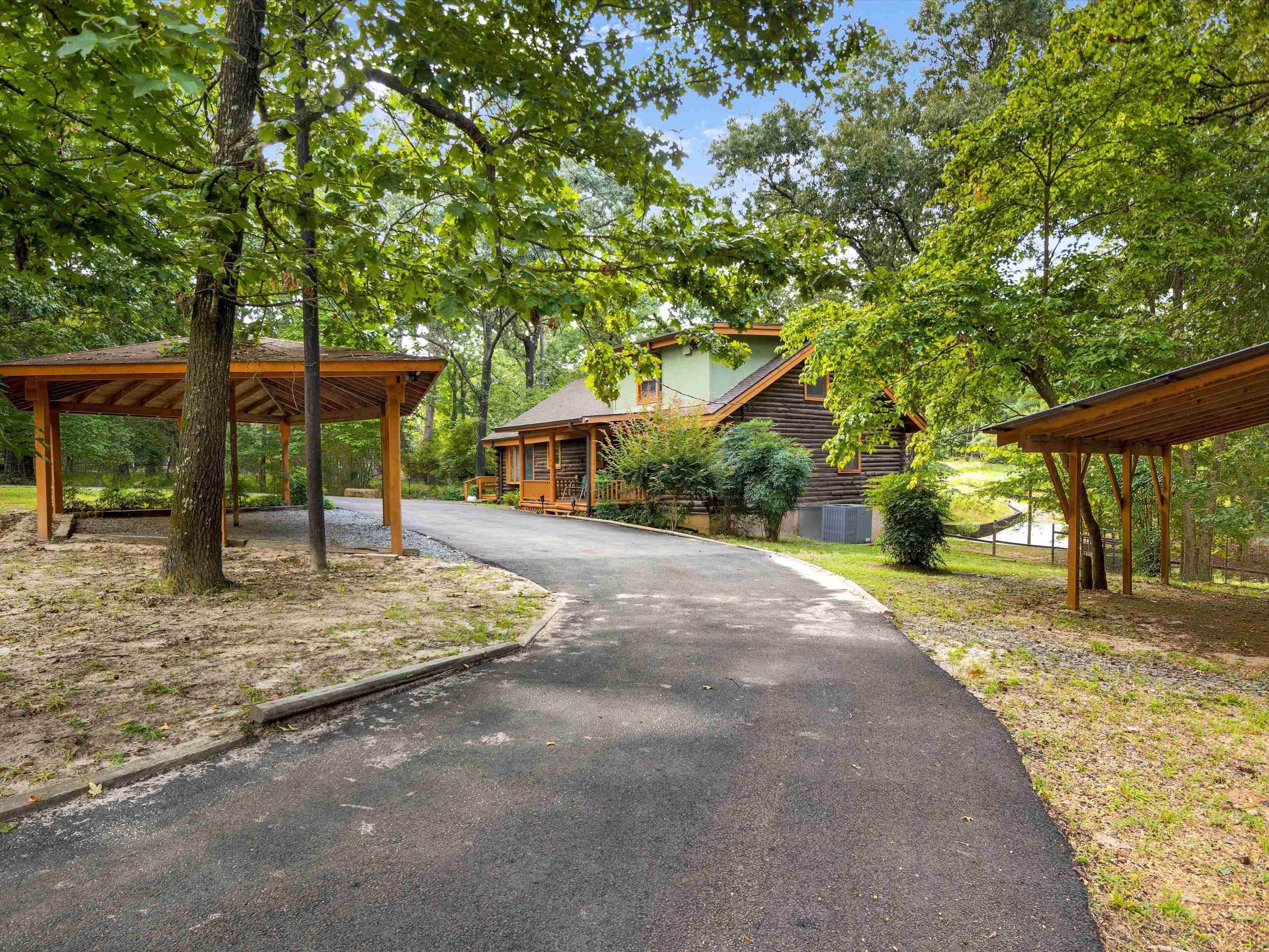 220 Dale Dr