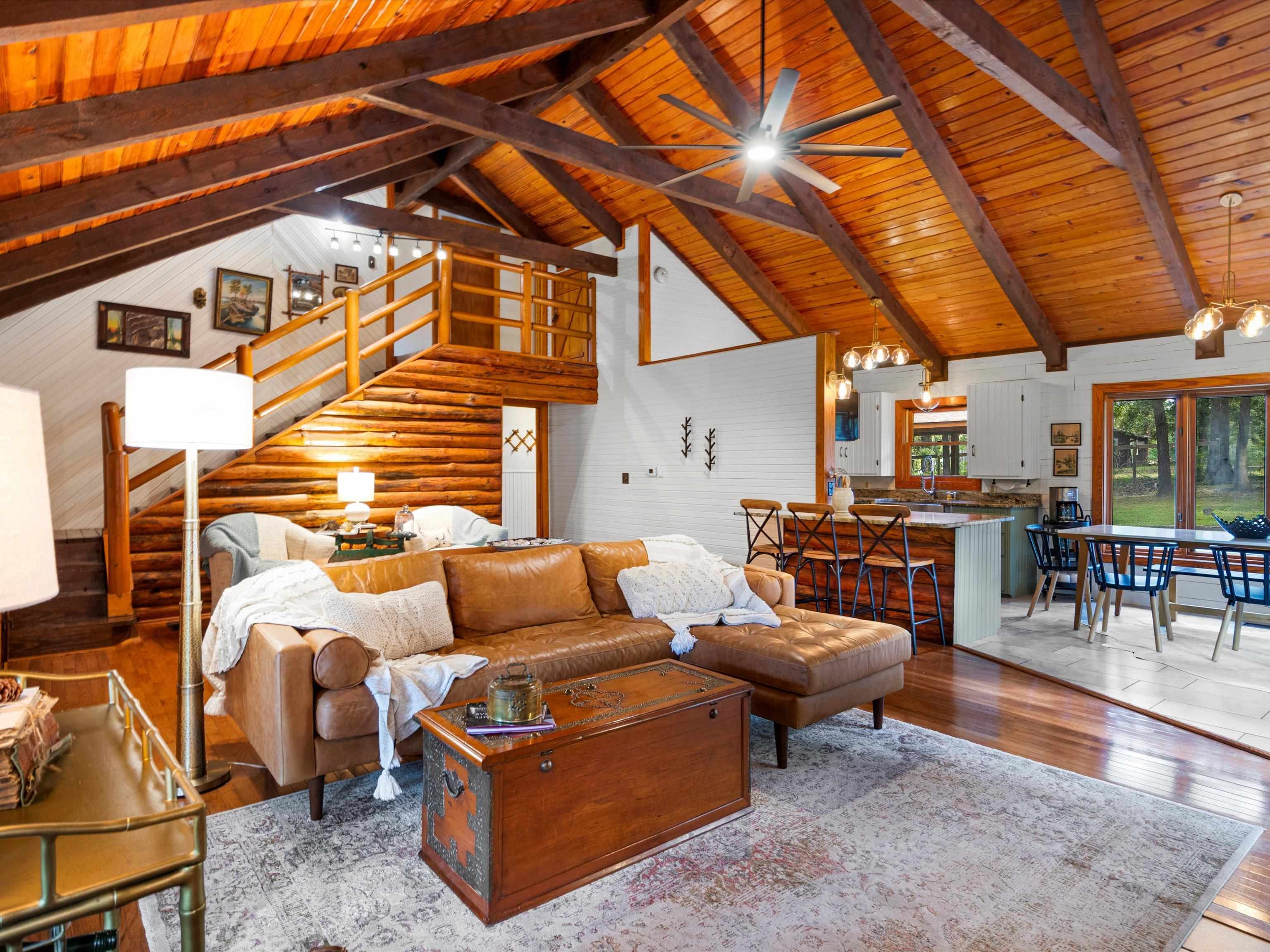 220 Dale Dr