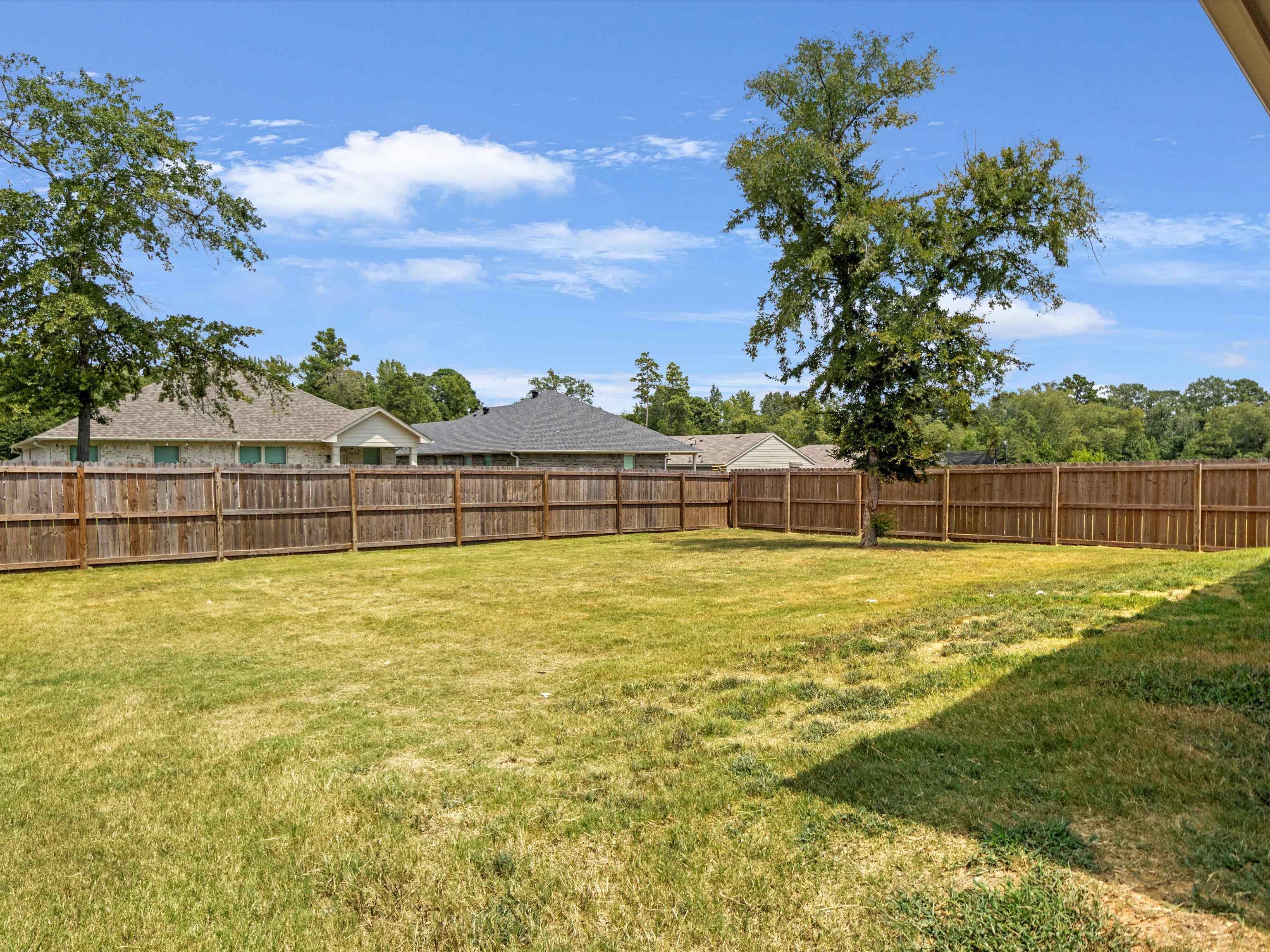 252 Oak Valley