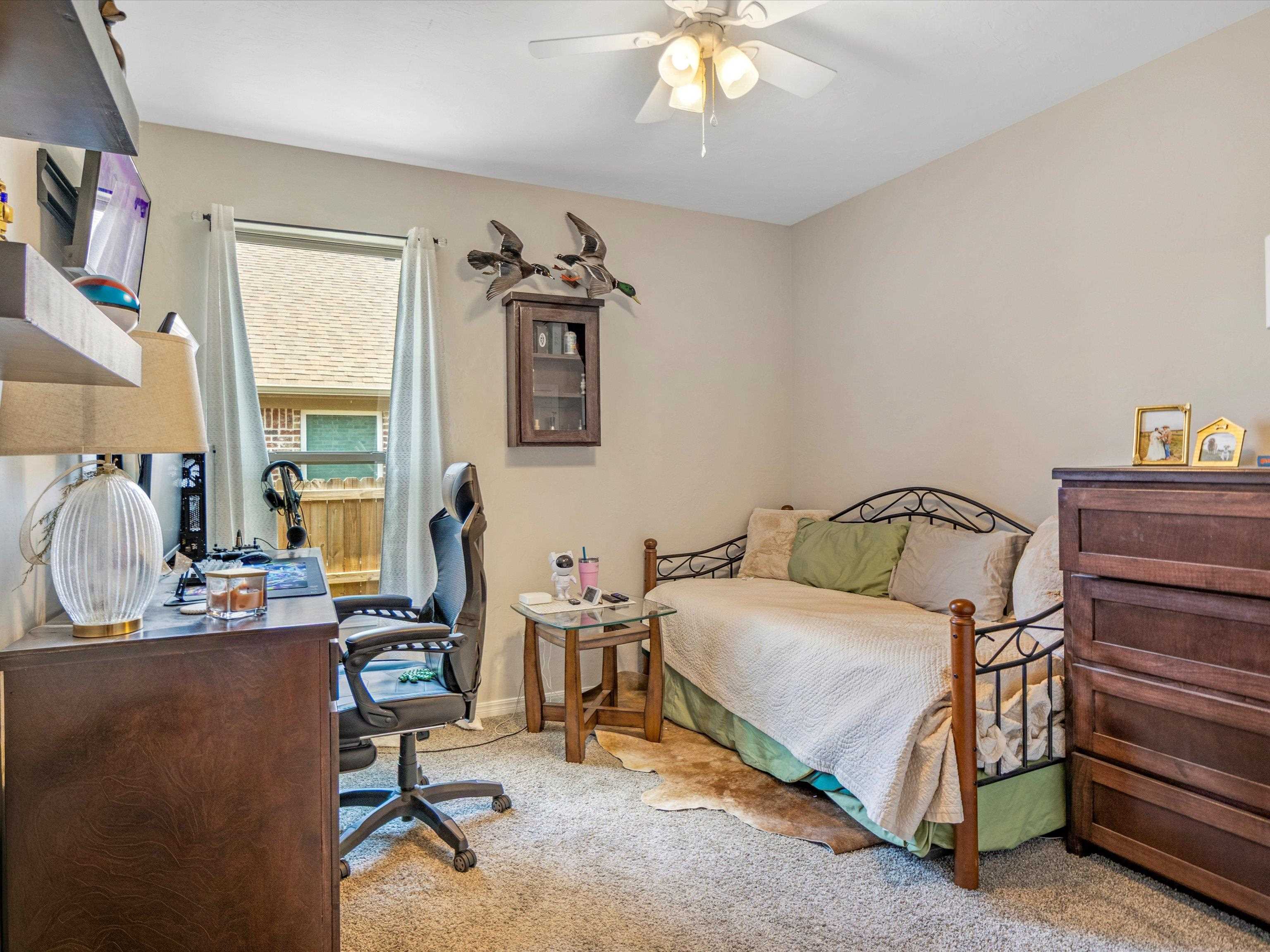 252 Oak Valley