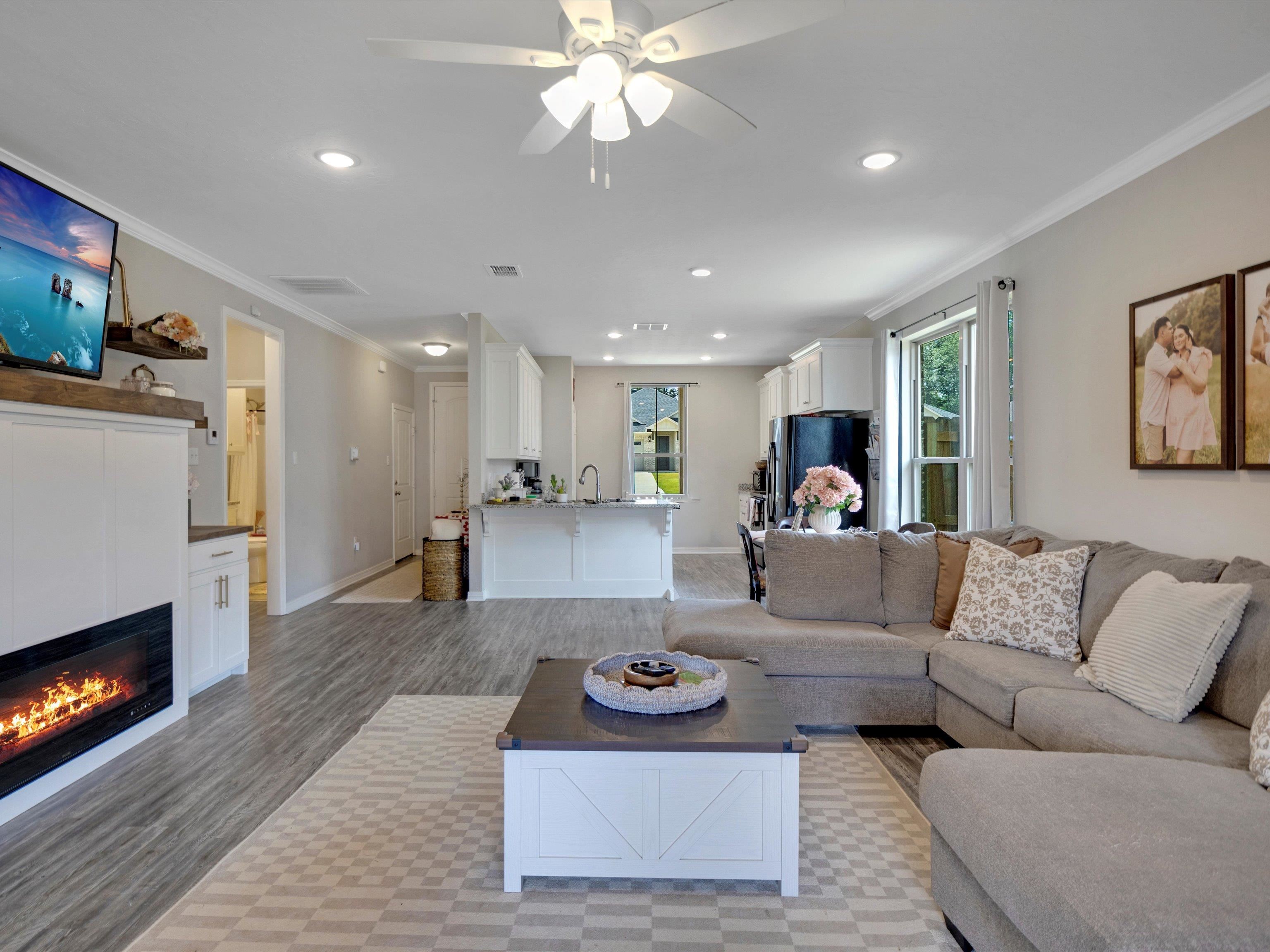 252 Oak Valley