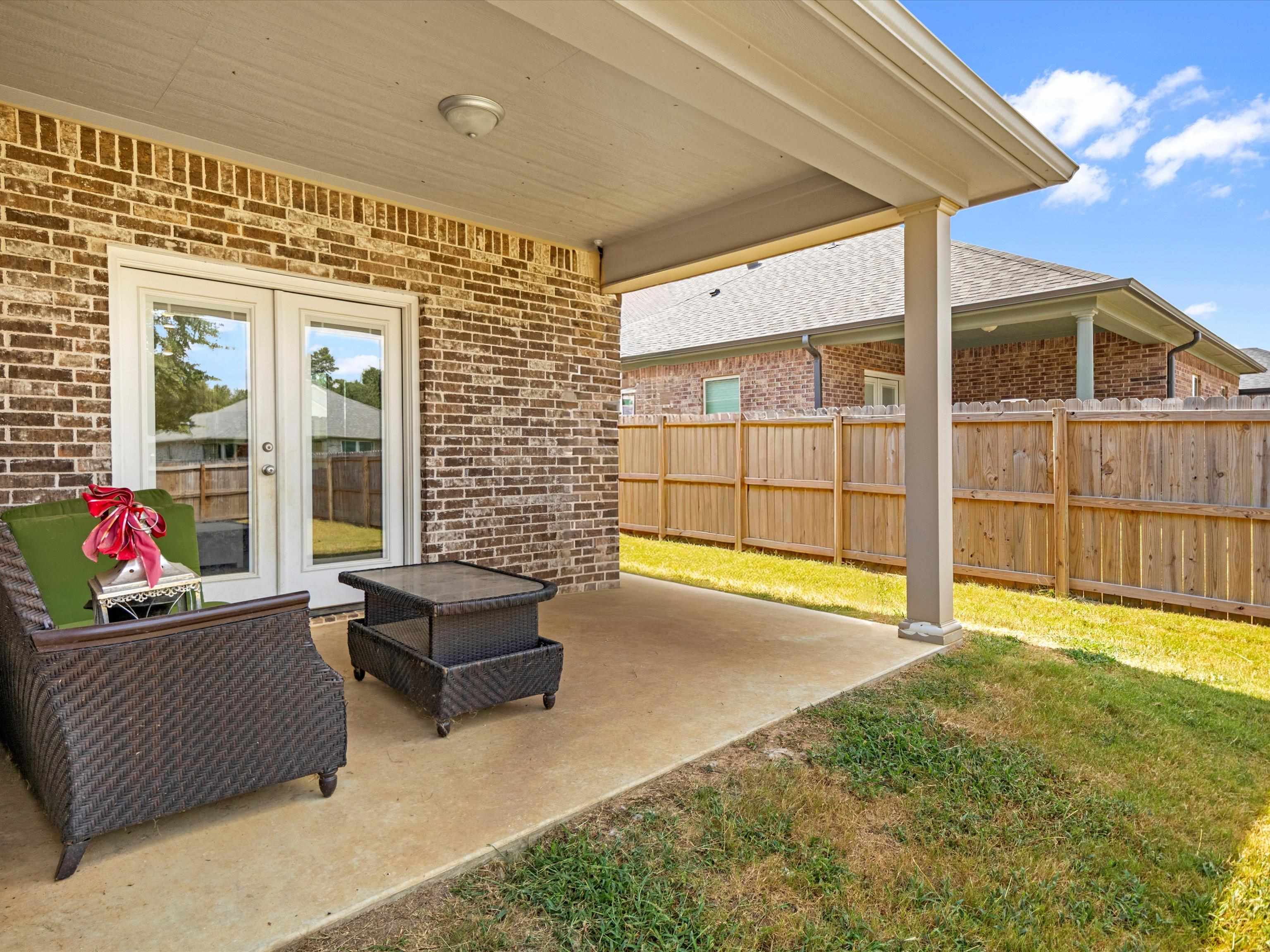 252 Oak Valley