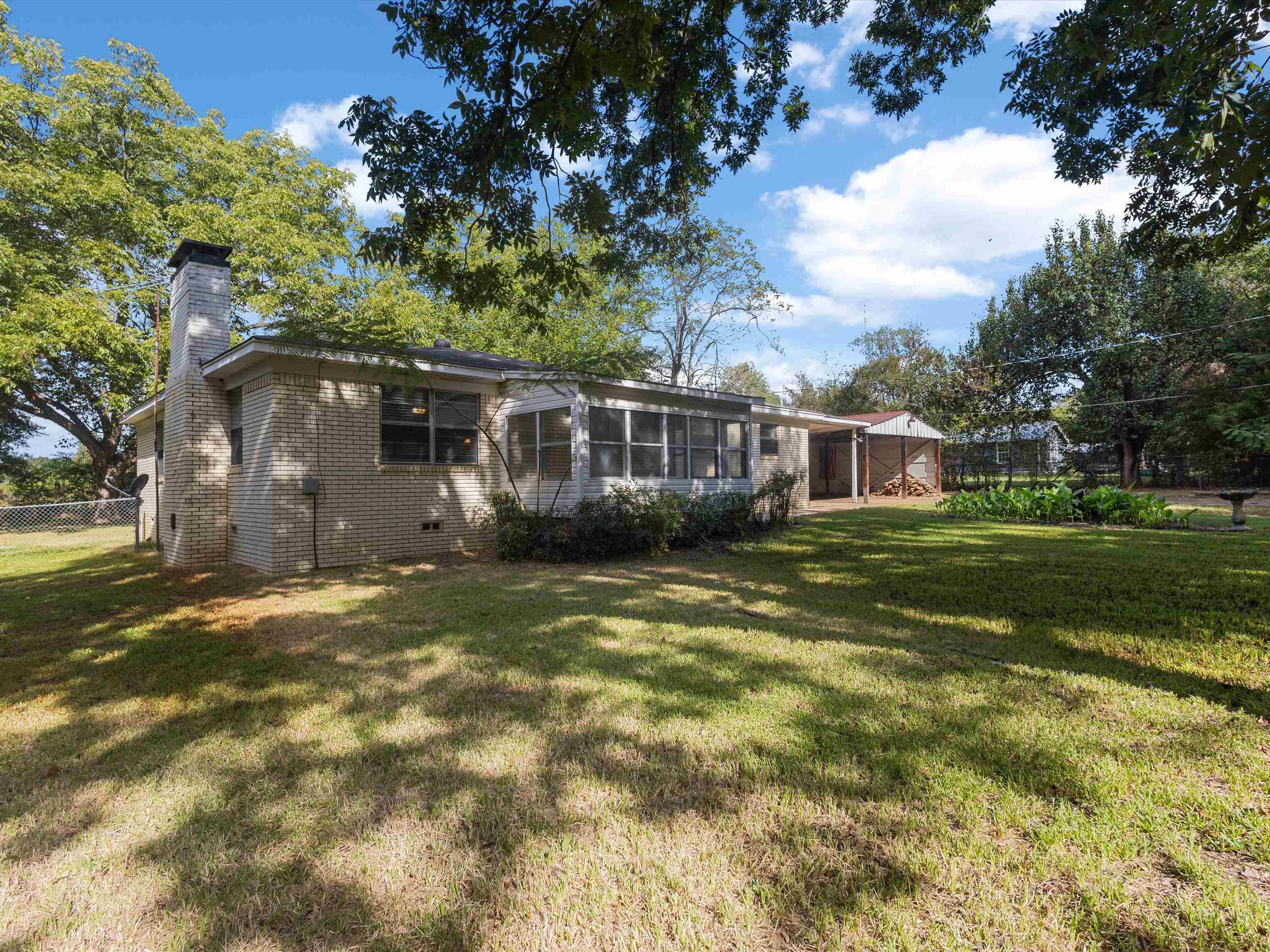 220 Private Road 3487