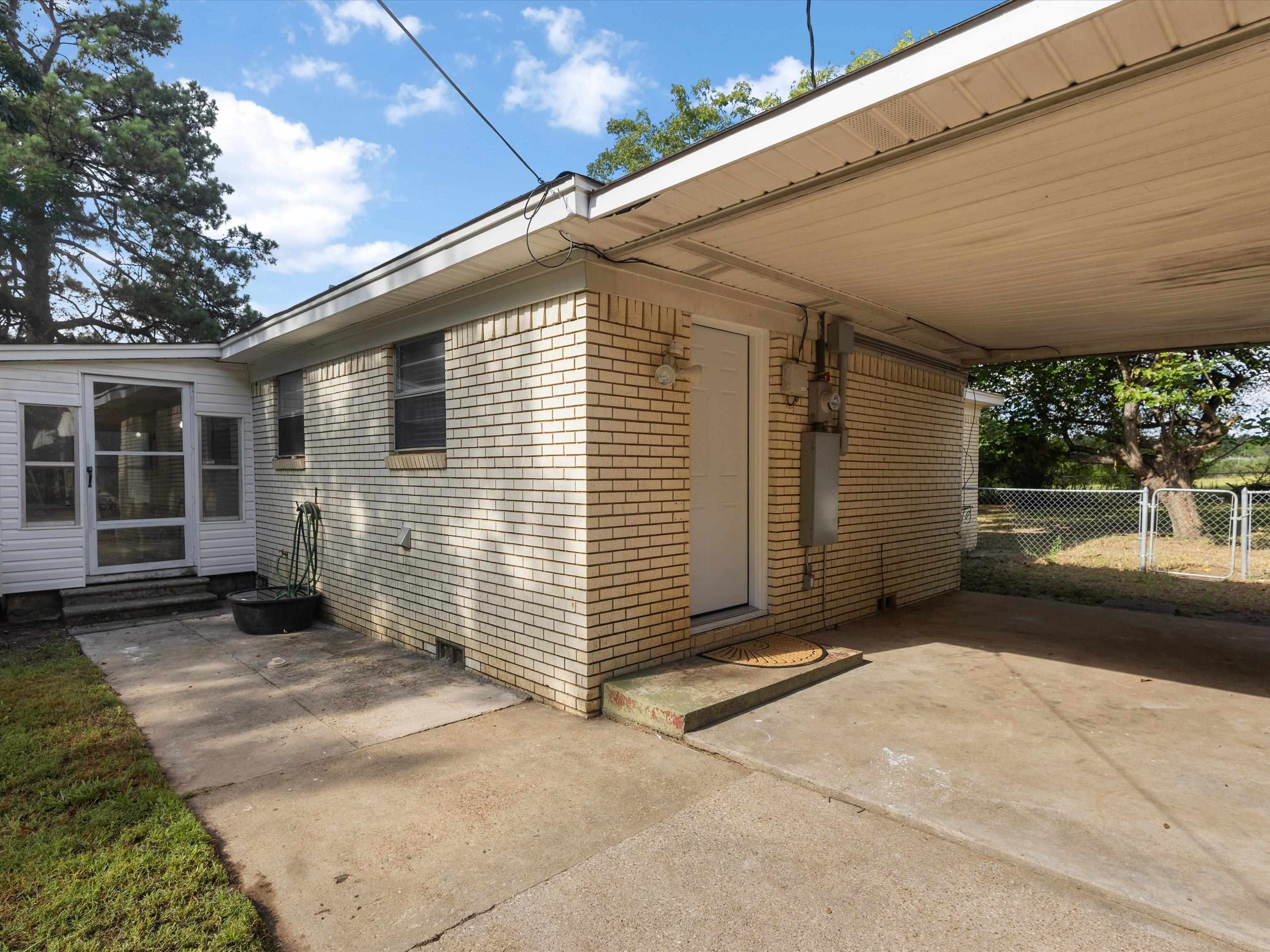 220 Private Road 3487