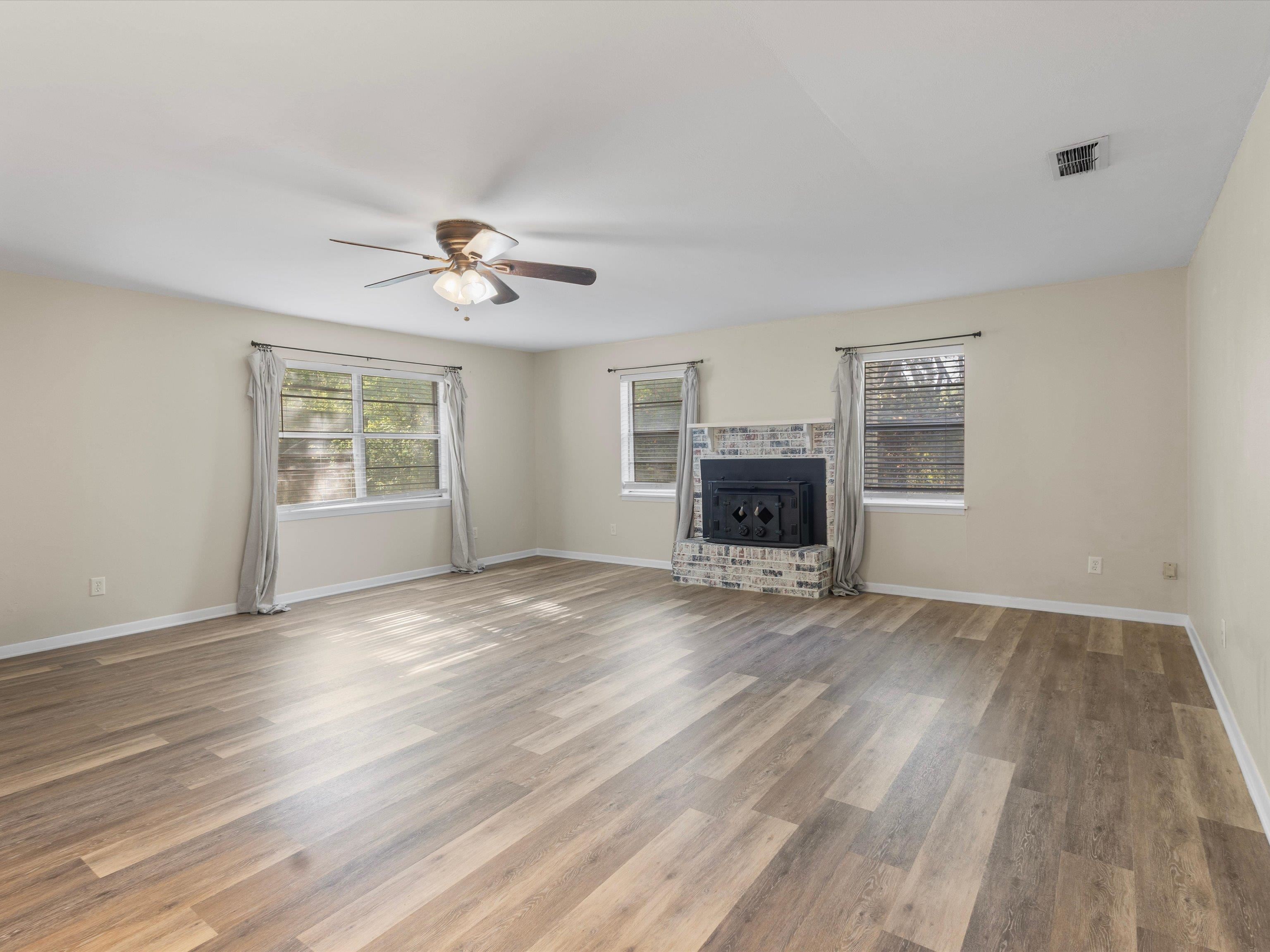 220 Private Road 3487