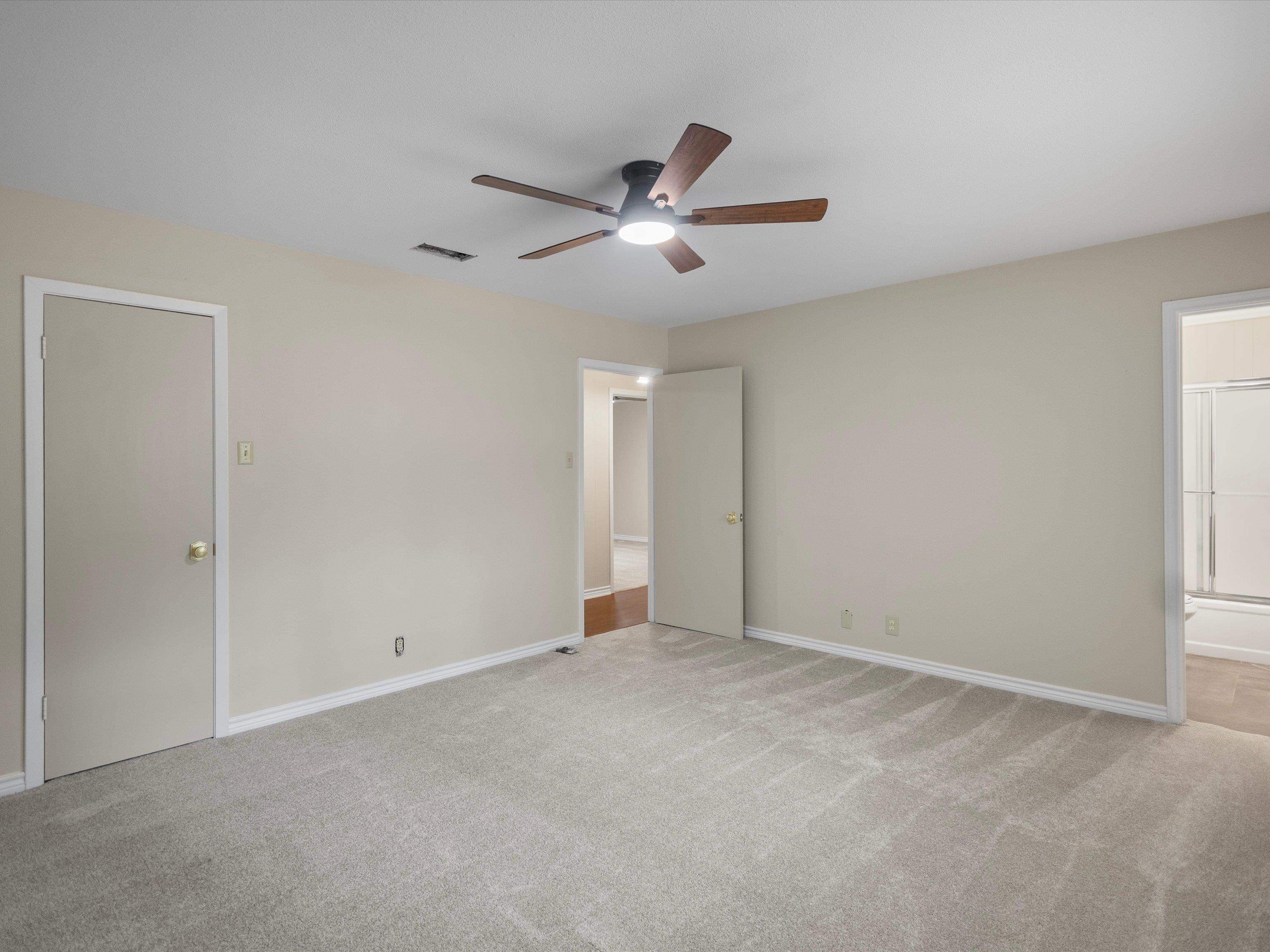 411 N Glencrest