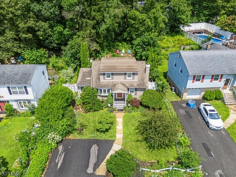 85 Ford Rd