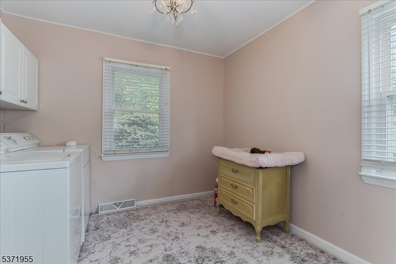 85 Ford Rd