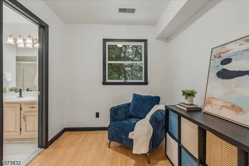 5 Park Hill Ct