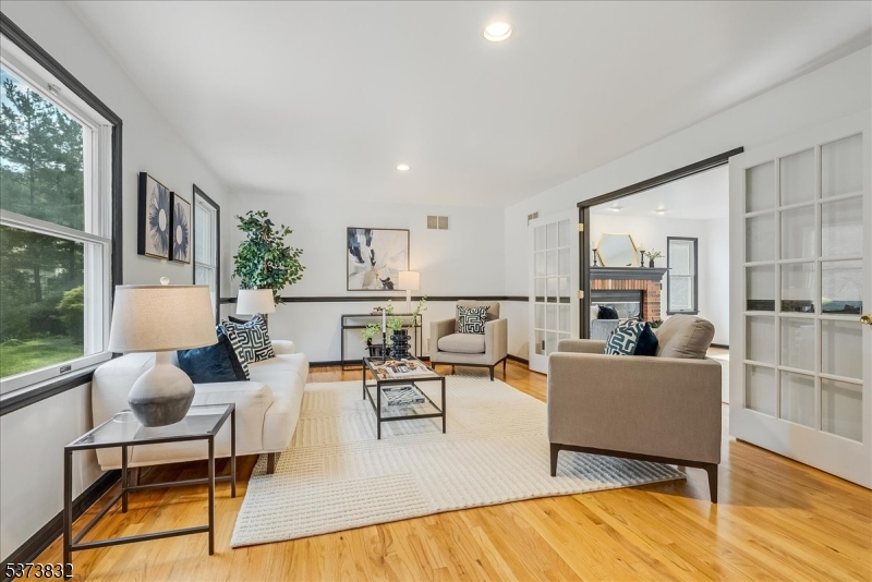 5 Park Hill Ct