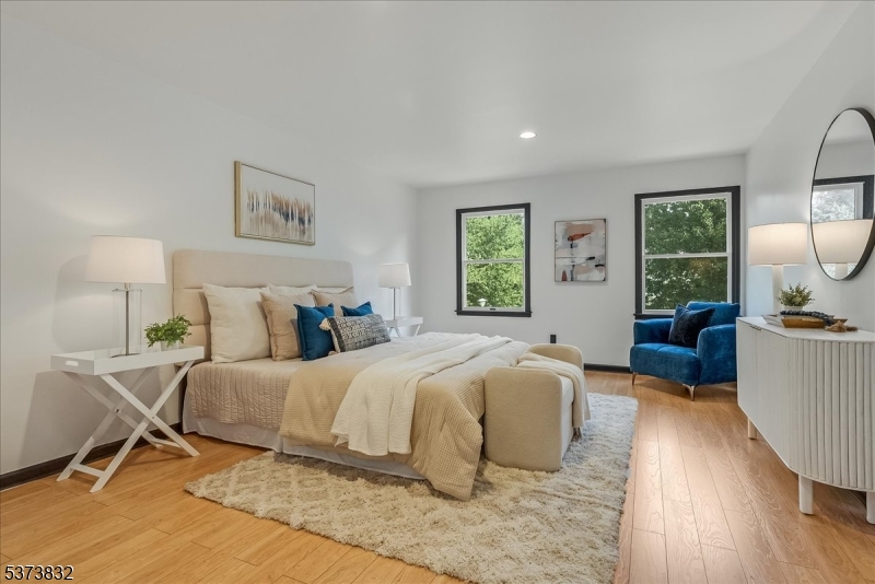 5 Park Hill Ct