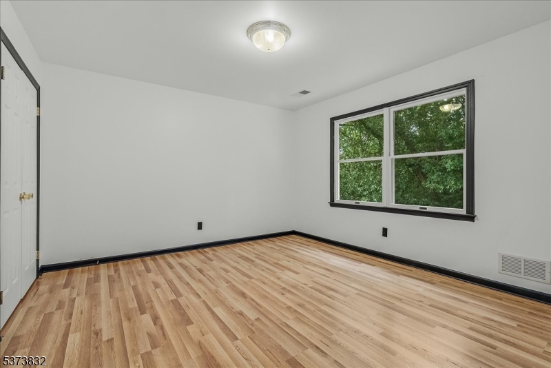 5 Park Hill Ct