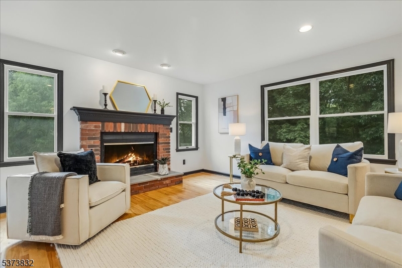 5 Park Hill Ct