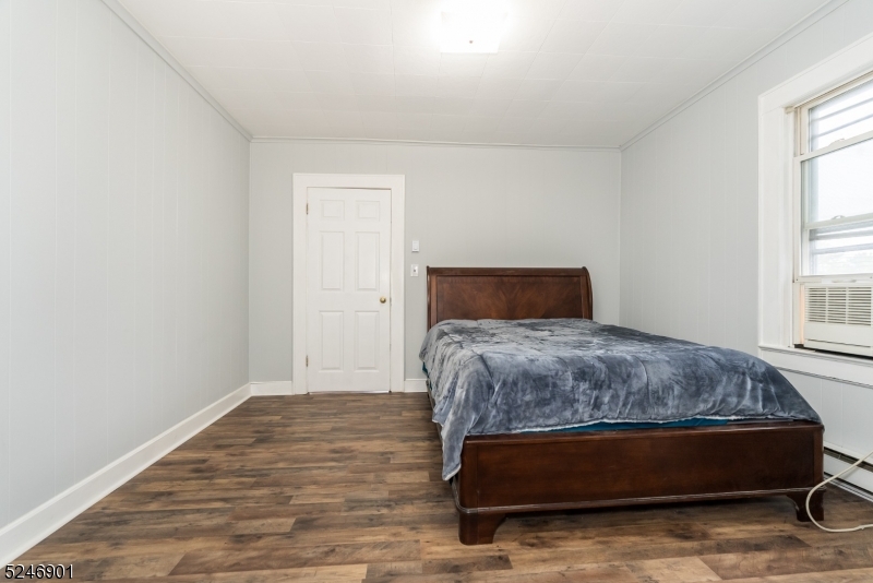 104 Ridgedale Ave